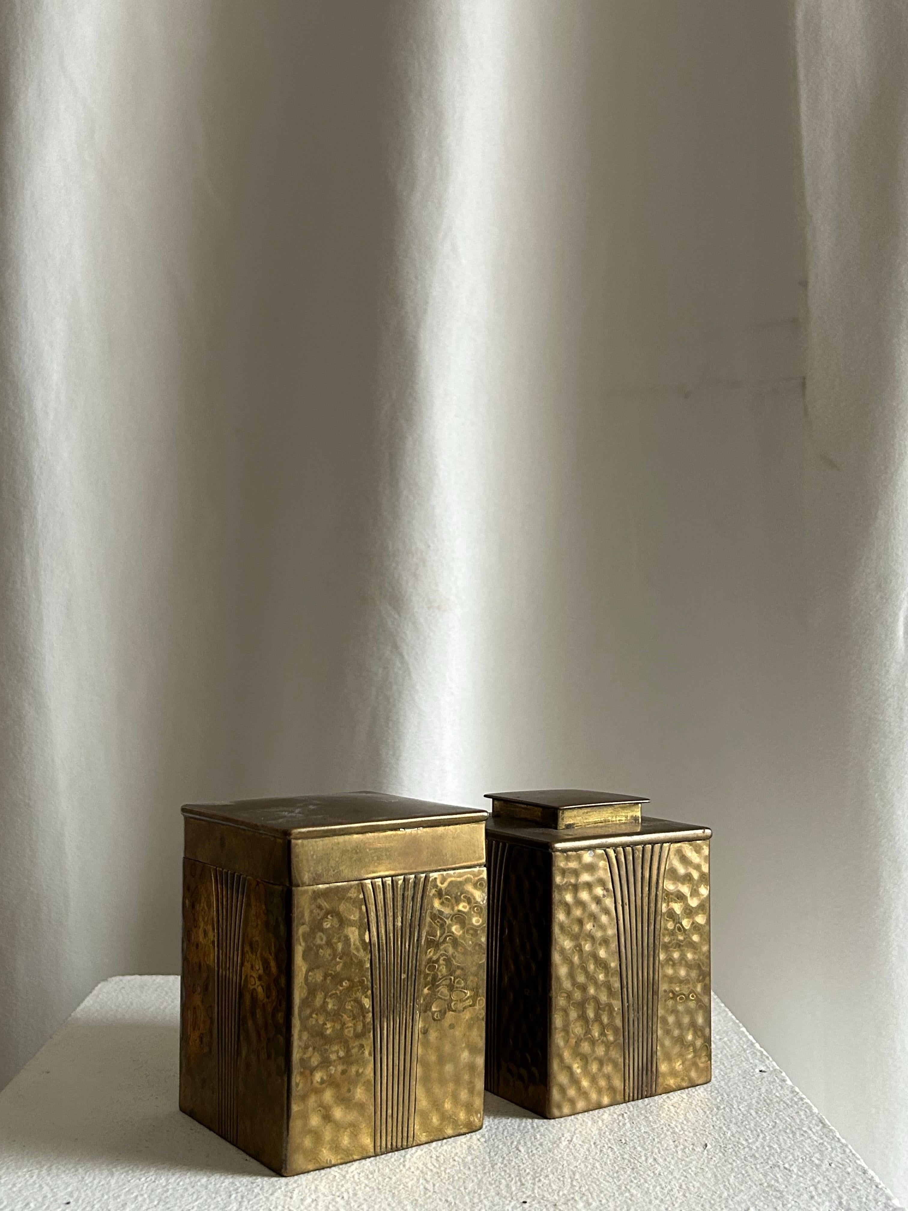 Pair of Danish Art Deco Hammered Brass Boxes, circa 1920 For Sale 2