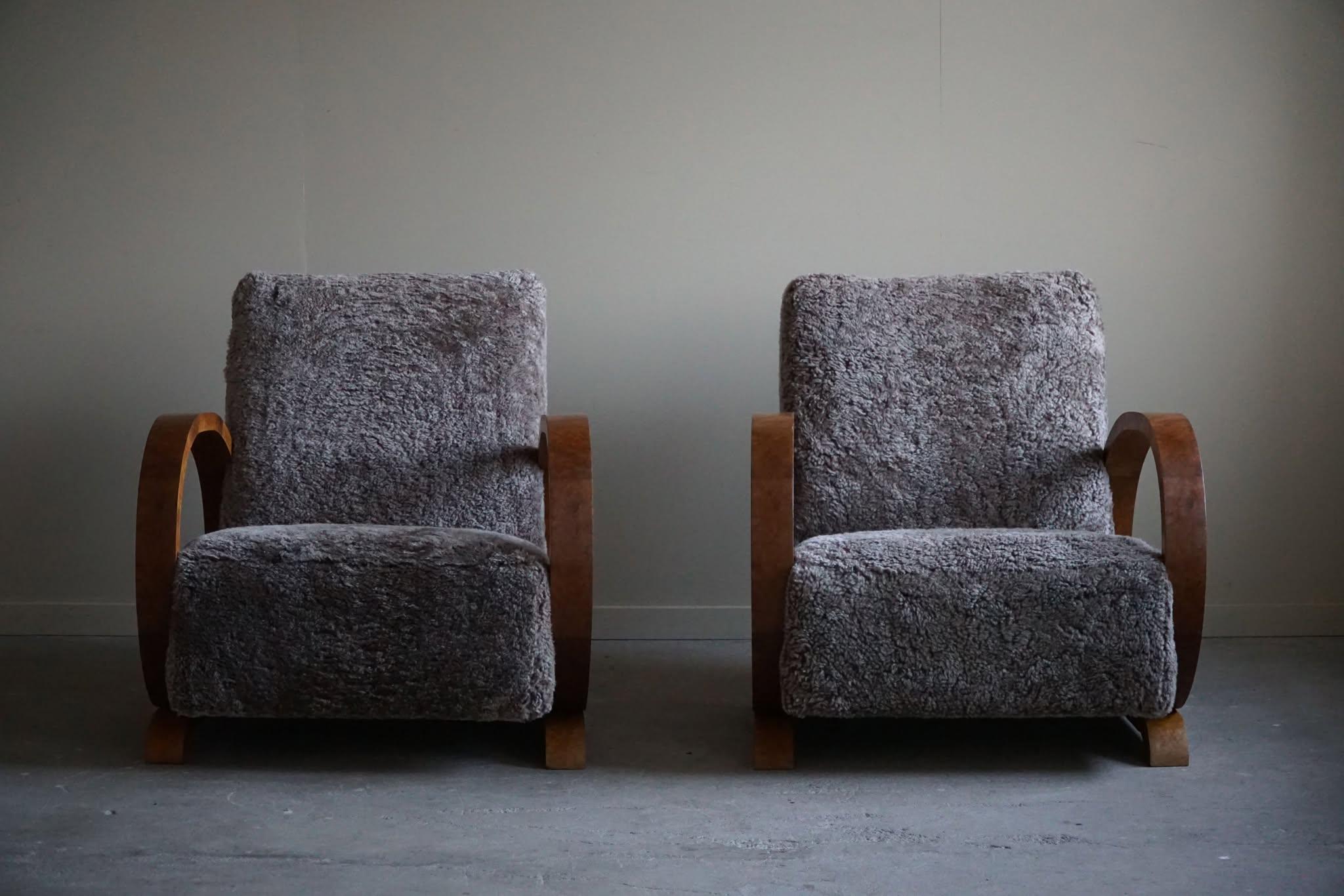 Pair of Danish Art Deco Lounge Chairs, Reupholstered, Lambswool & Walnut, 1930s 6
