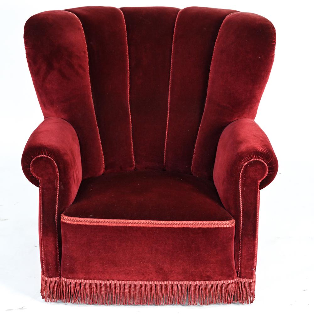 Pair of Danish Art Deco Red Velvet Club Chairs In Good Condition In Norwalk, CT