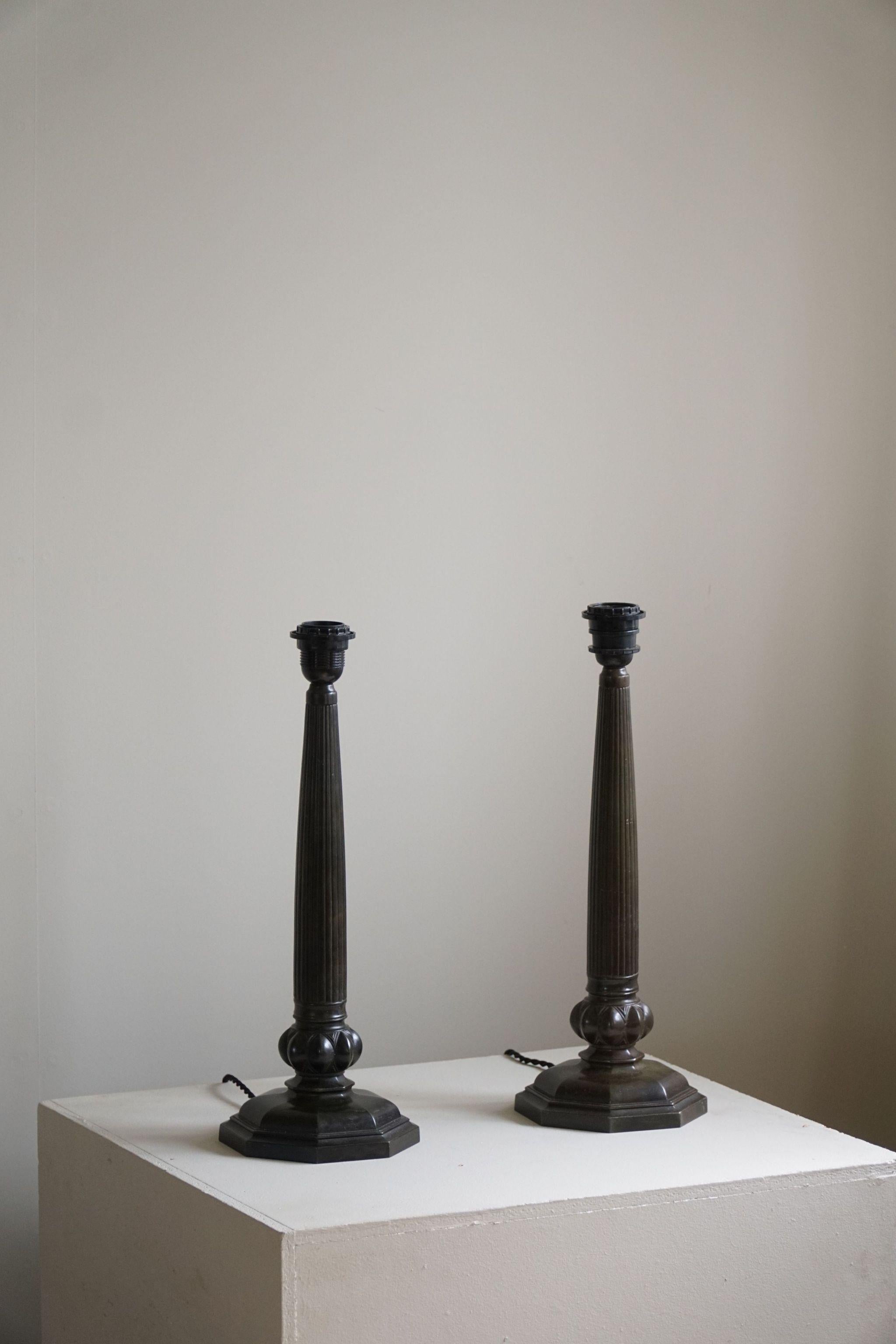 Paar dänische Art-Déco-Tischlampen von Just Andersen aus Diskometal „2288“, 1920er Jahre im Angebot 9