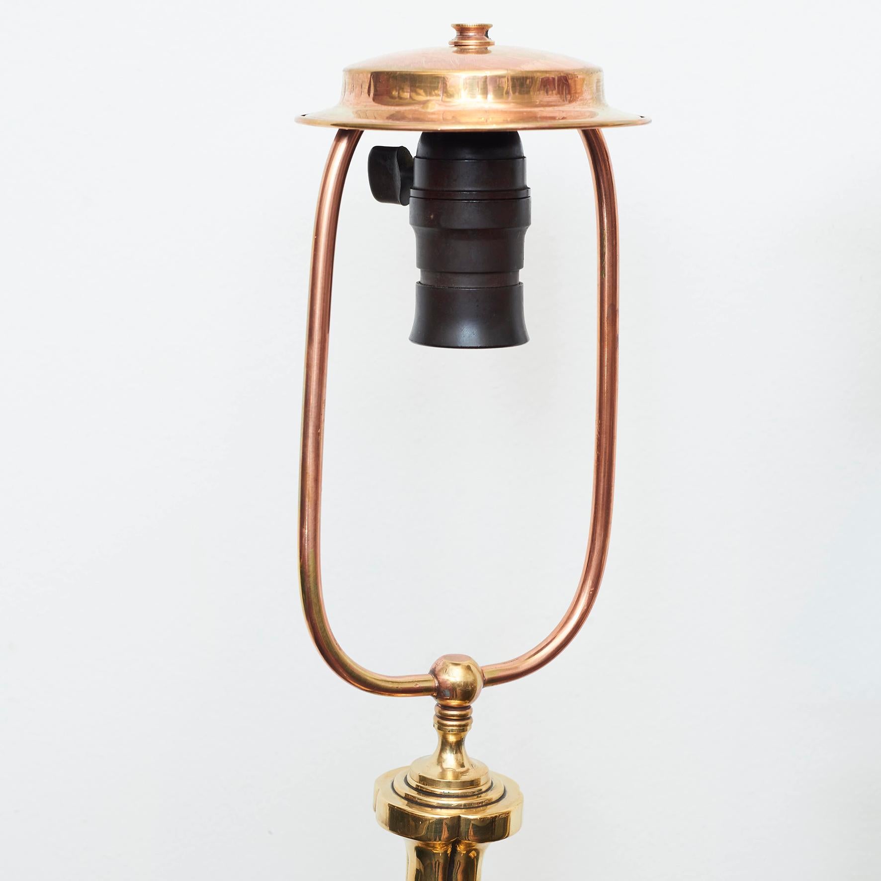 Pair of Danish Art Nouveau Brass Table Lamps (Dänisch)