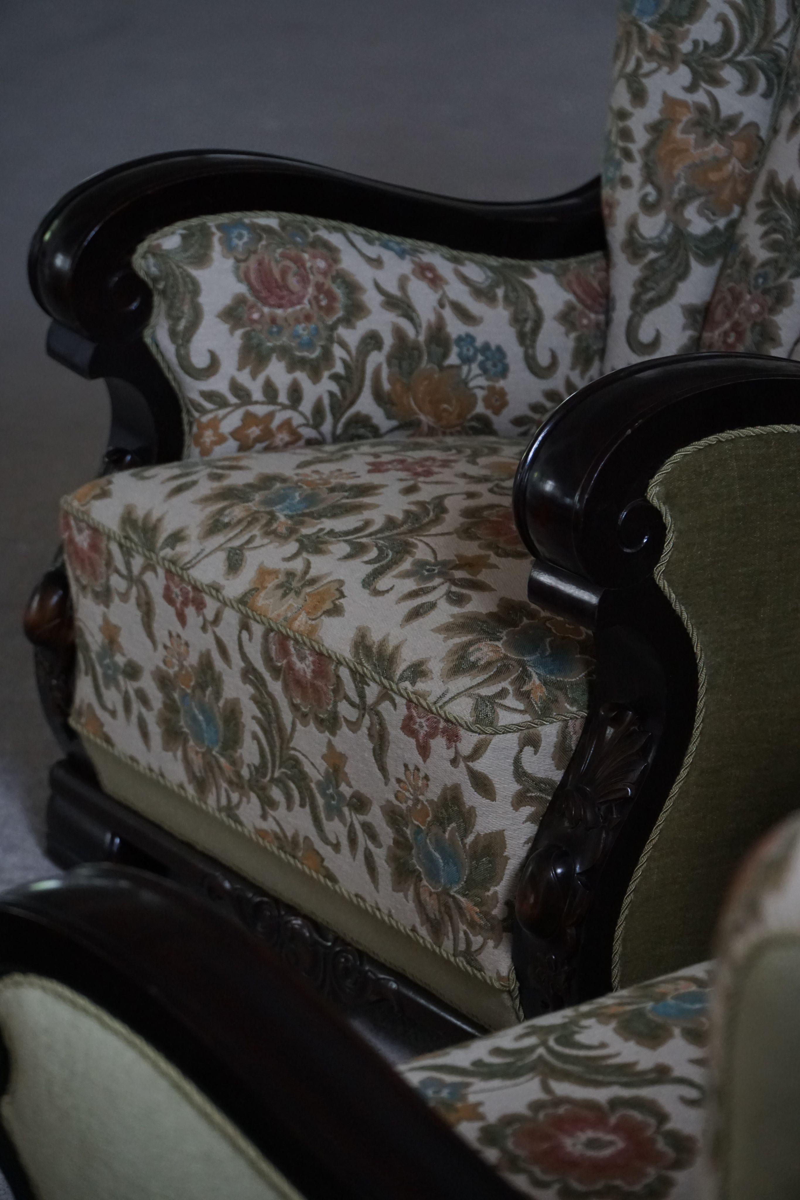 Pair of Danish Art Nouveau Easy Chairs in Floral Embroidered Velour, 1920s For Sale 8