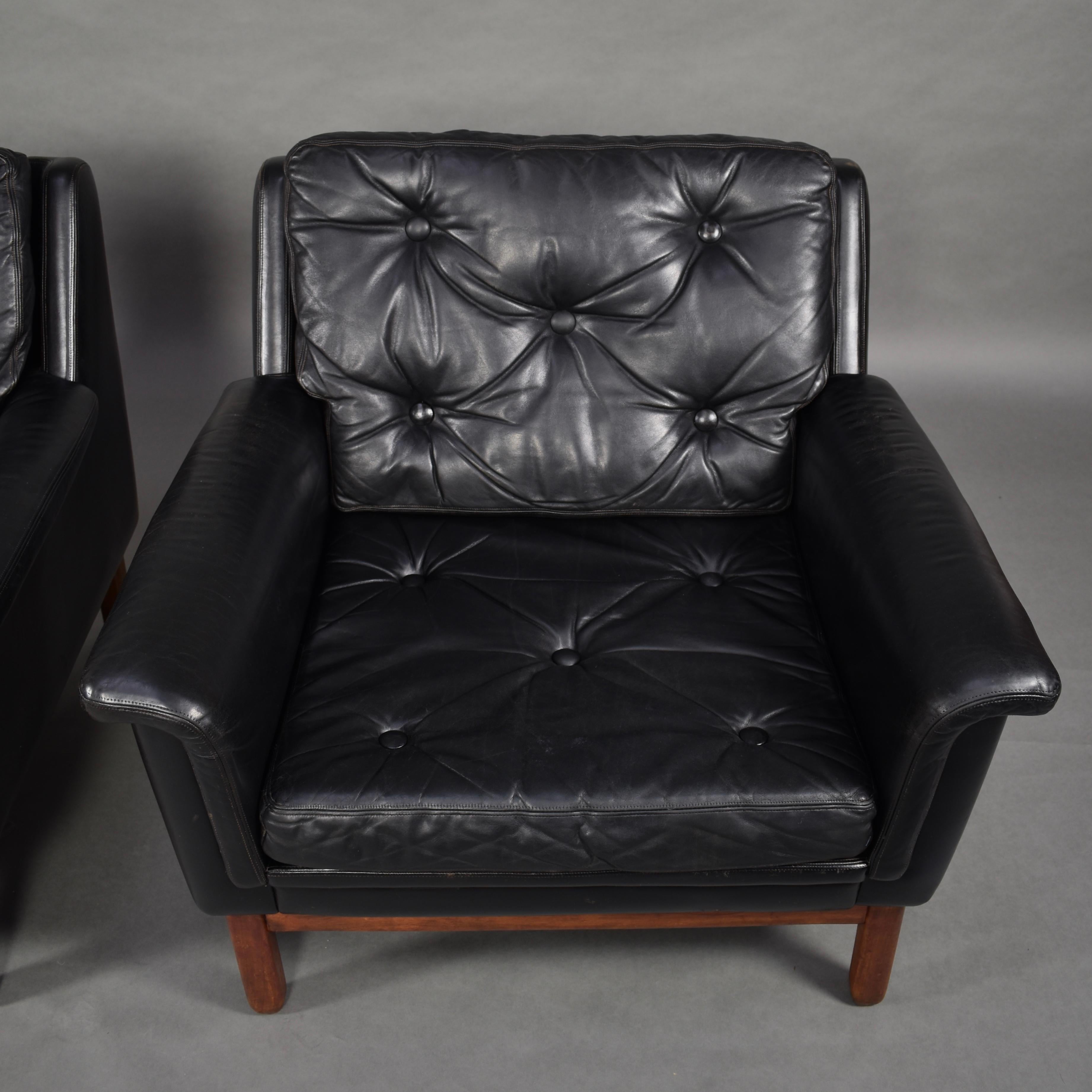 Pair of Danish Black Leather Club Lounge Chairs, circa 1950 5