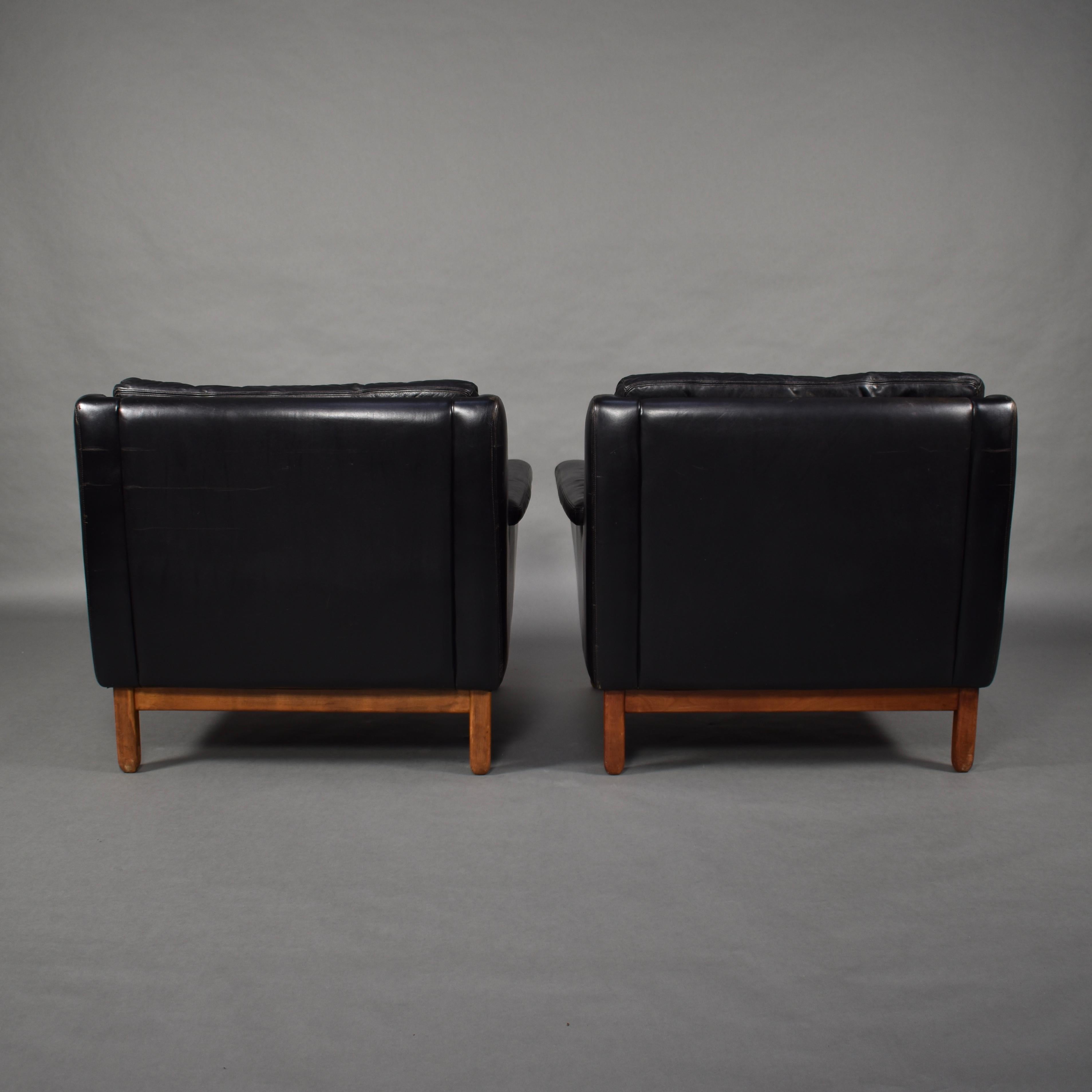 Pair of Danish Black Leather Club Lounge Chairs, circa 1950 In Good Condition In Pijnacker, Zuid-Holland