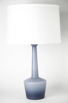 Pareja de lámparas danesas de cristal opalino azul Kastrup, Dinamarca, 1960