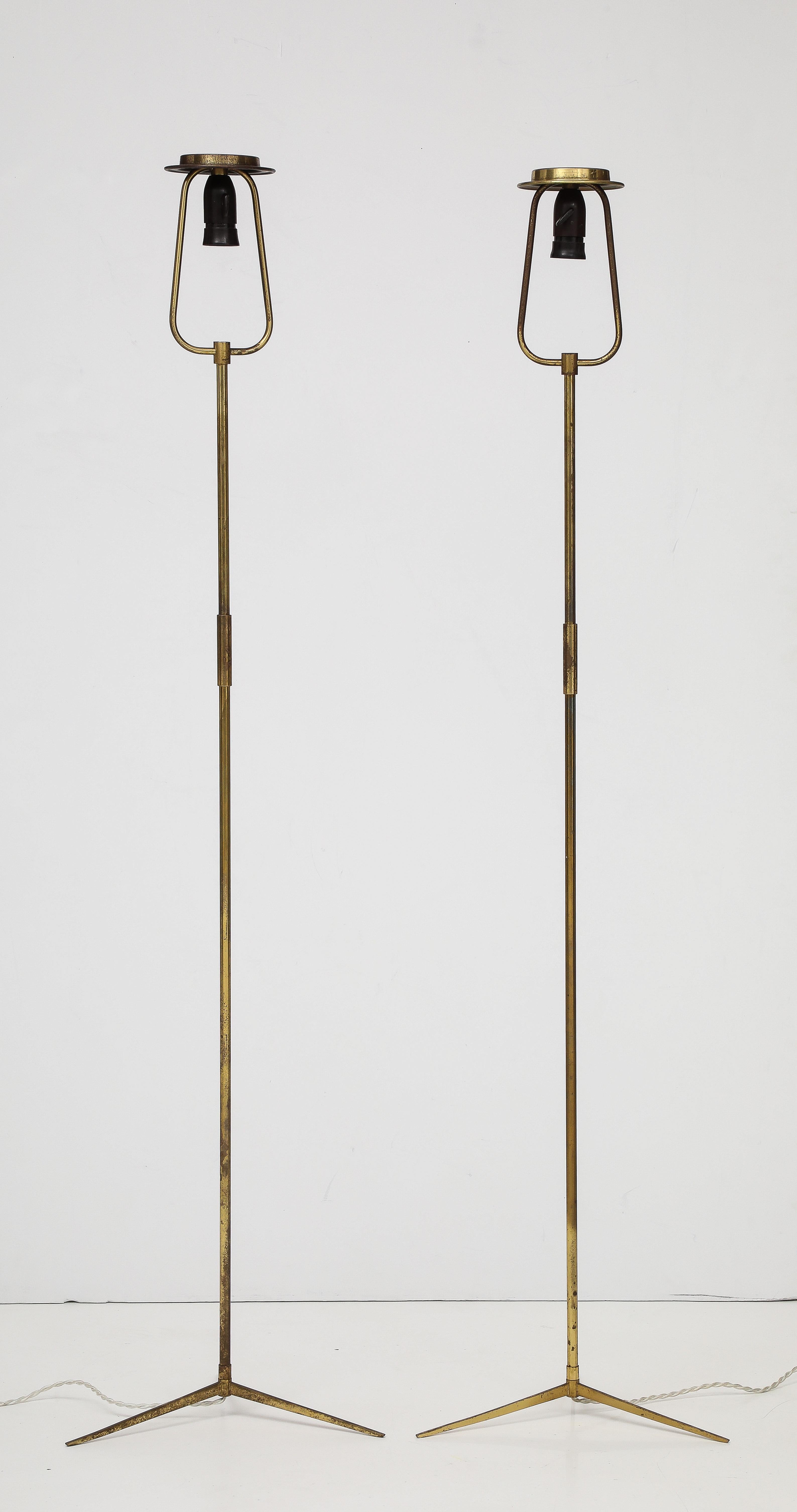 Paire de danois  Lampadaires - Laiton en vente 9