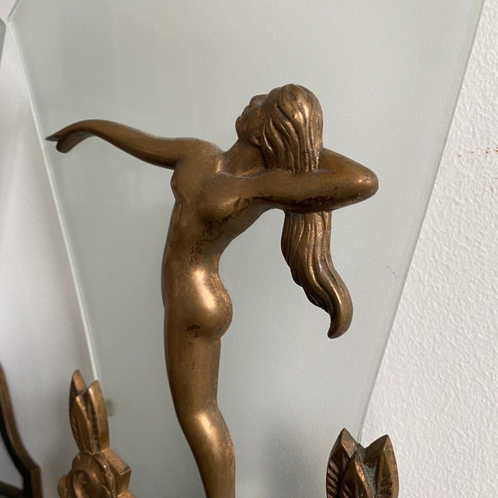 Vetro Coppia di scones da parete danesi in bronzo e vetro smerigliato Art Déco in vendita