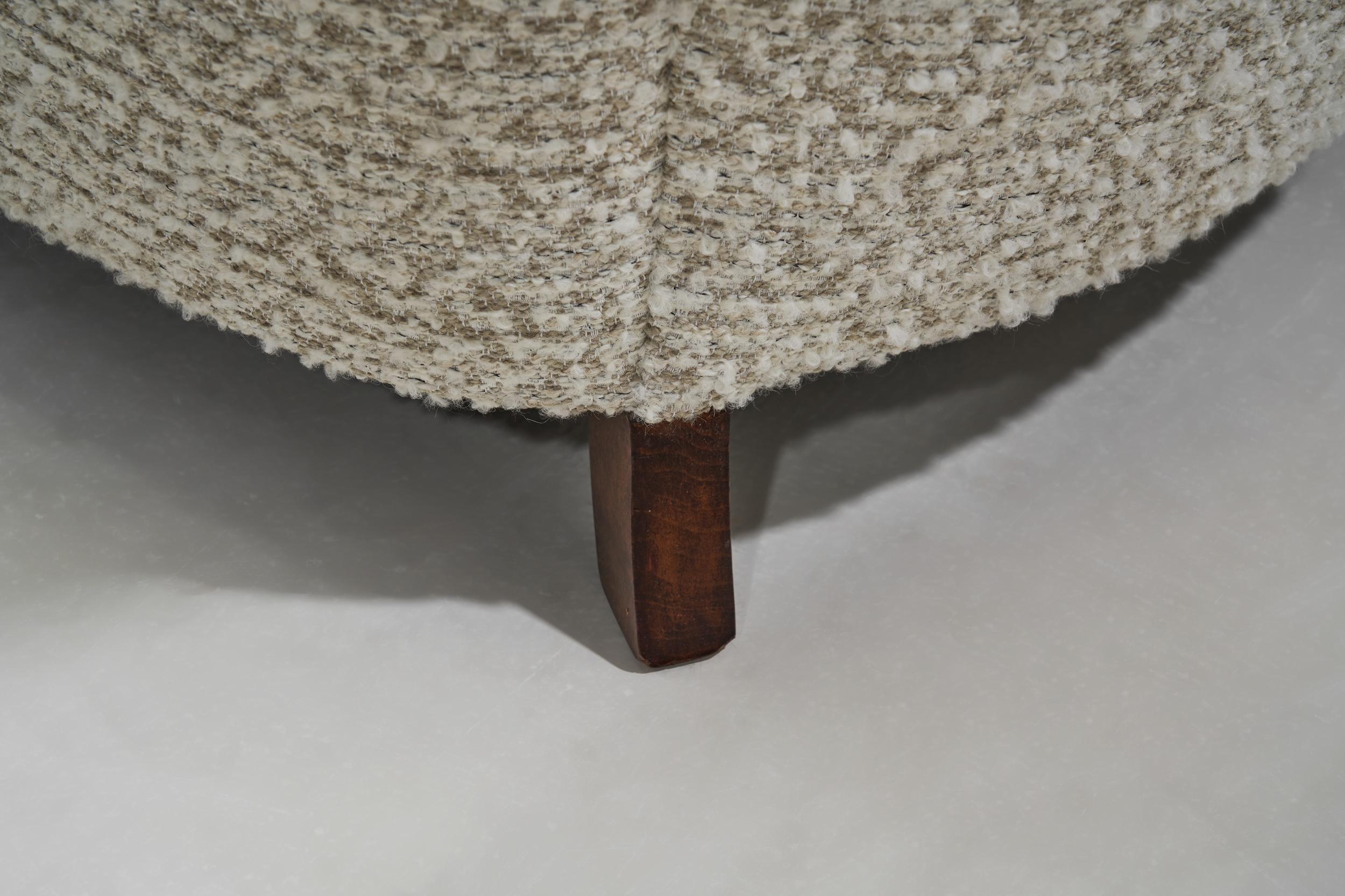 Paire de fauteuils d'ébéniste danois avec pieds en noyer laqué, Danemark années 1940 en vente 6