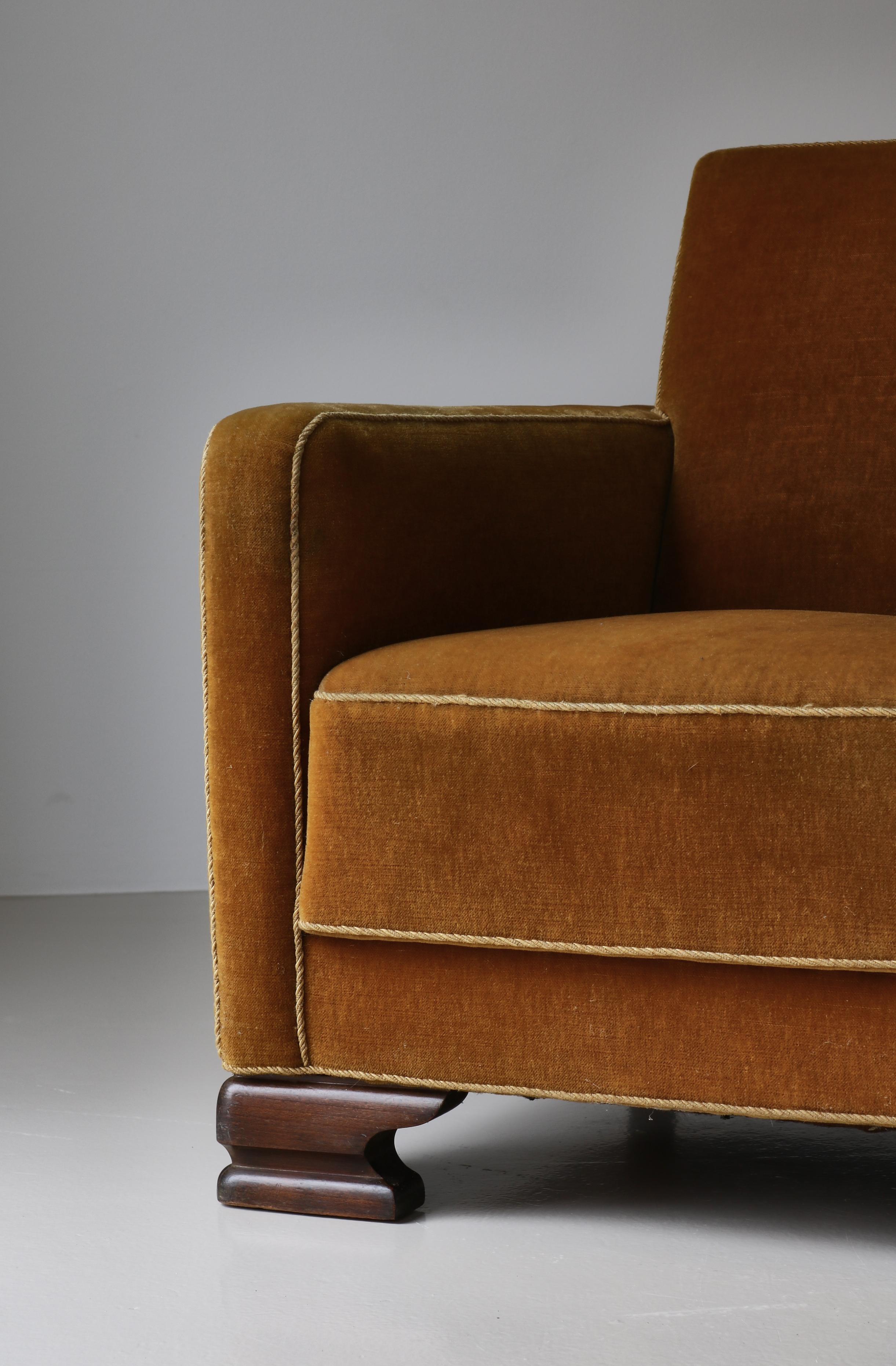 Pair of Danish Cabinetmaker Art Deco Lounge Chairs in Yellow Mohair, 1930s For Sale 10