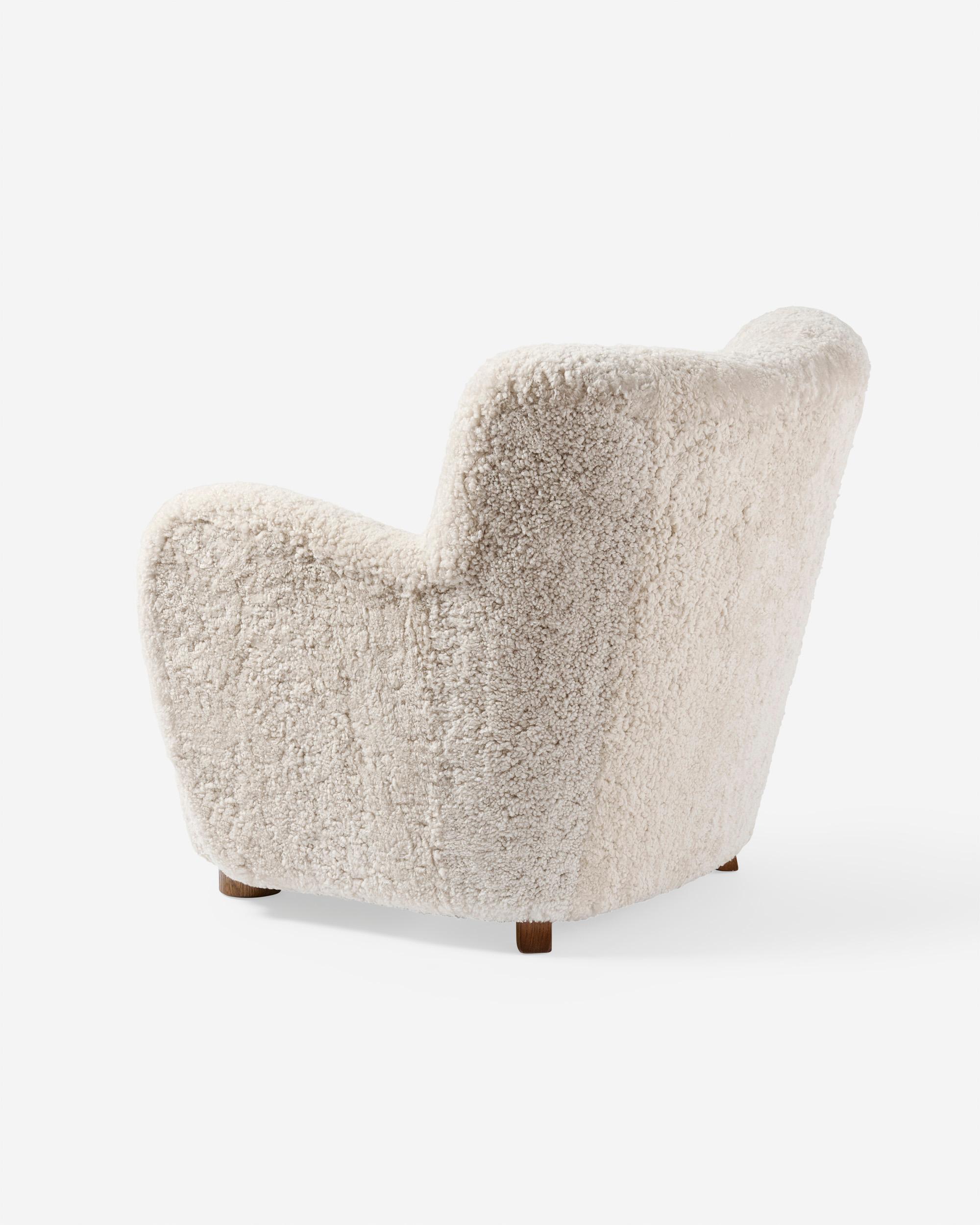 Paar dänische Schreiner-Schafsfell-Sessel um 1940 (Schaffell und Schafleder) im Angebot