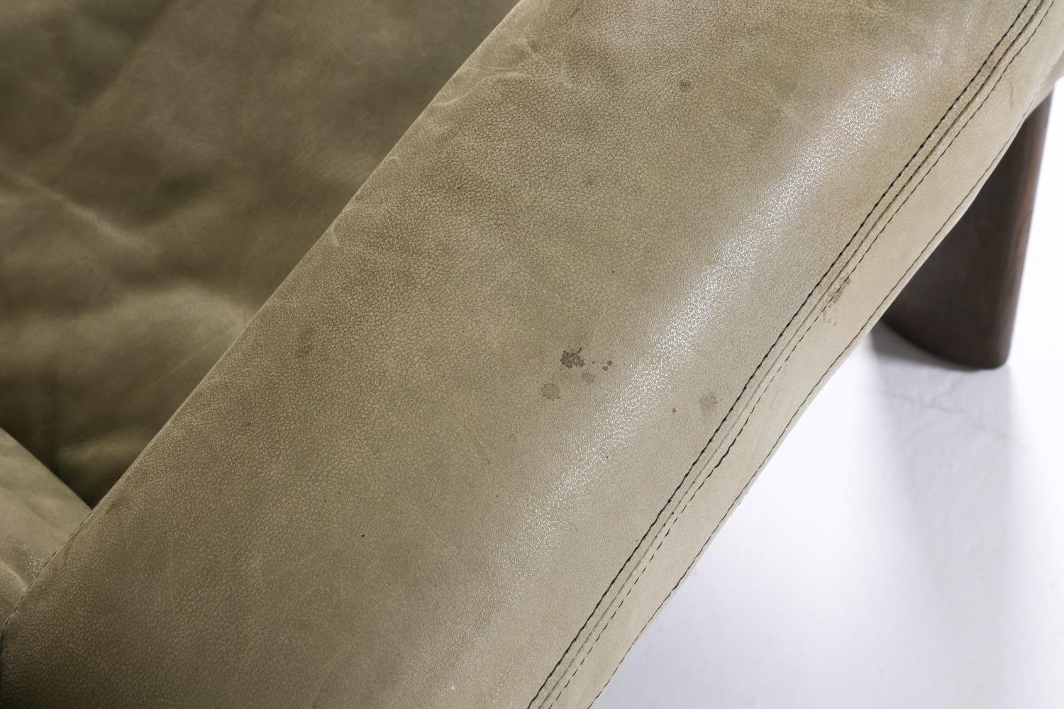 Paire de chaises longues danoises de style Carl Straub en cuir vert, vers 1970 en vente 6