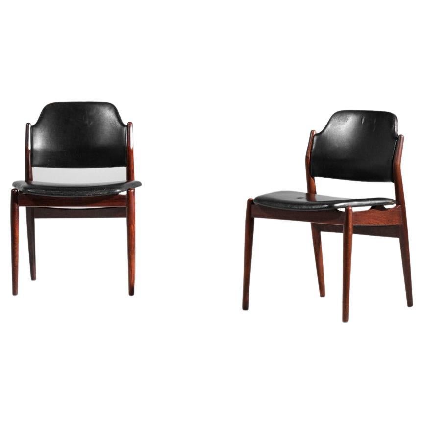 Pair of Danish Chairs Arne Vodder in Leather for Sibast Scandinavian  For Sale