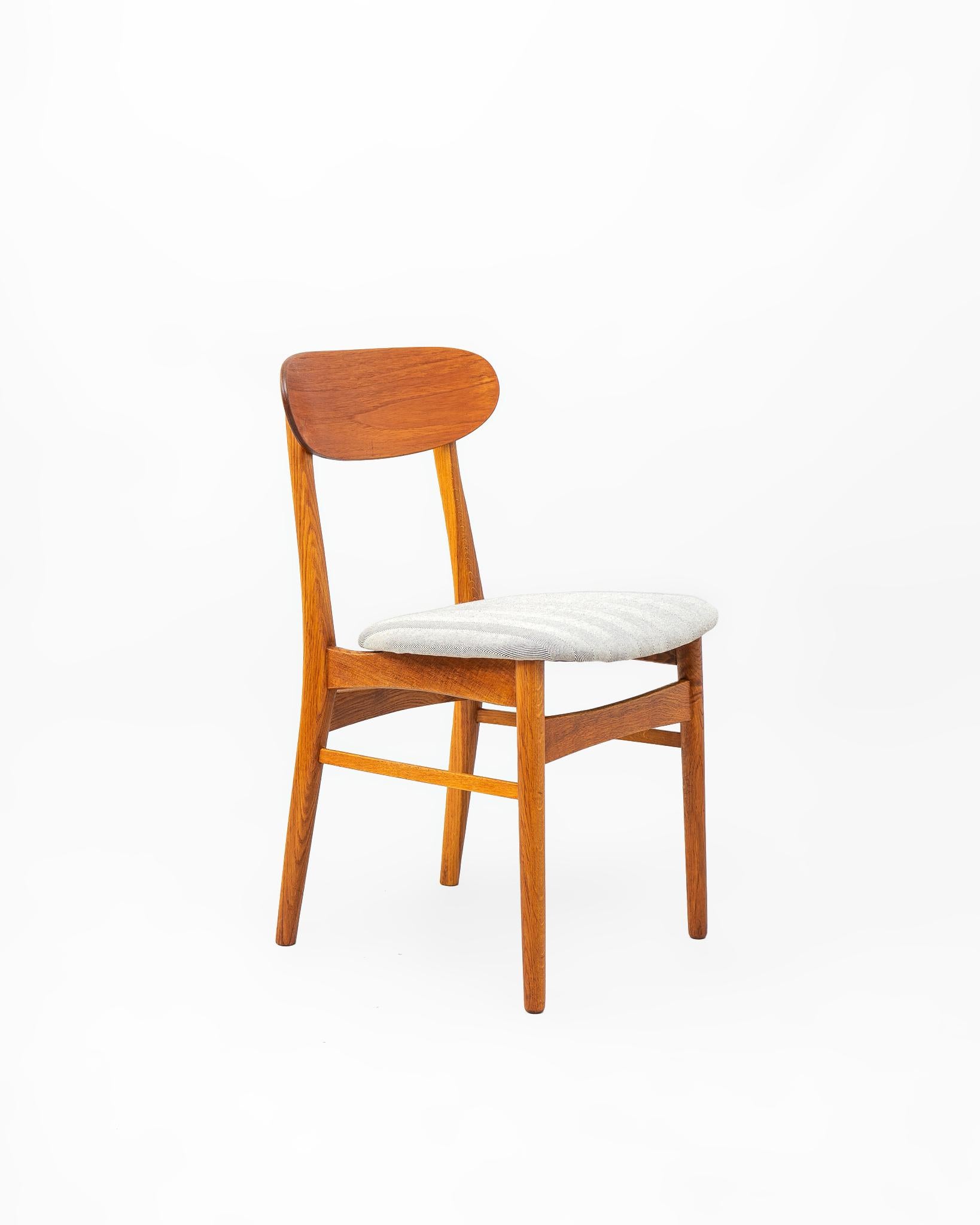 Mid-Century Modern Paire de chaises danoises en teck, vers 1960 en vente