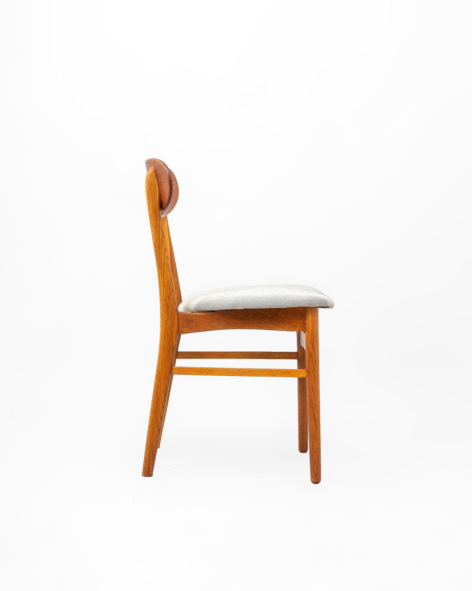 Oiled Pair of Danish Chairs Made of Teak, circa 1960 For Sale