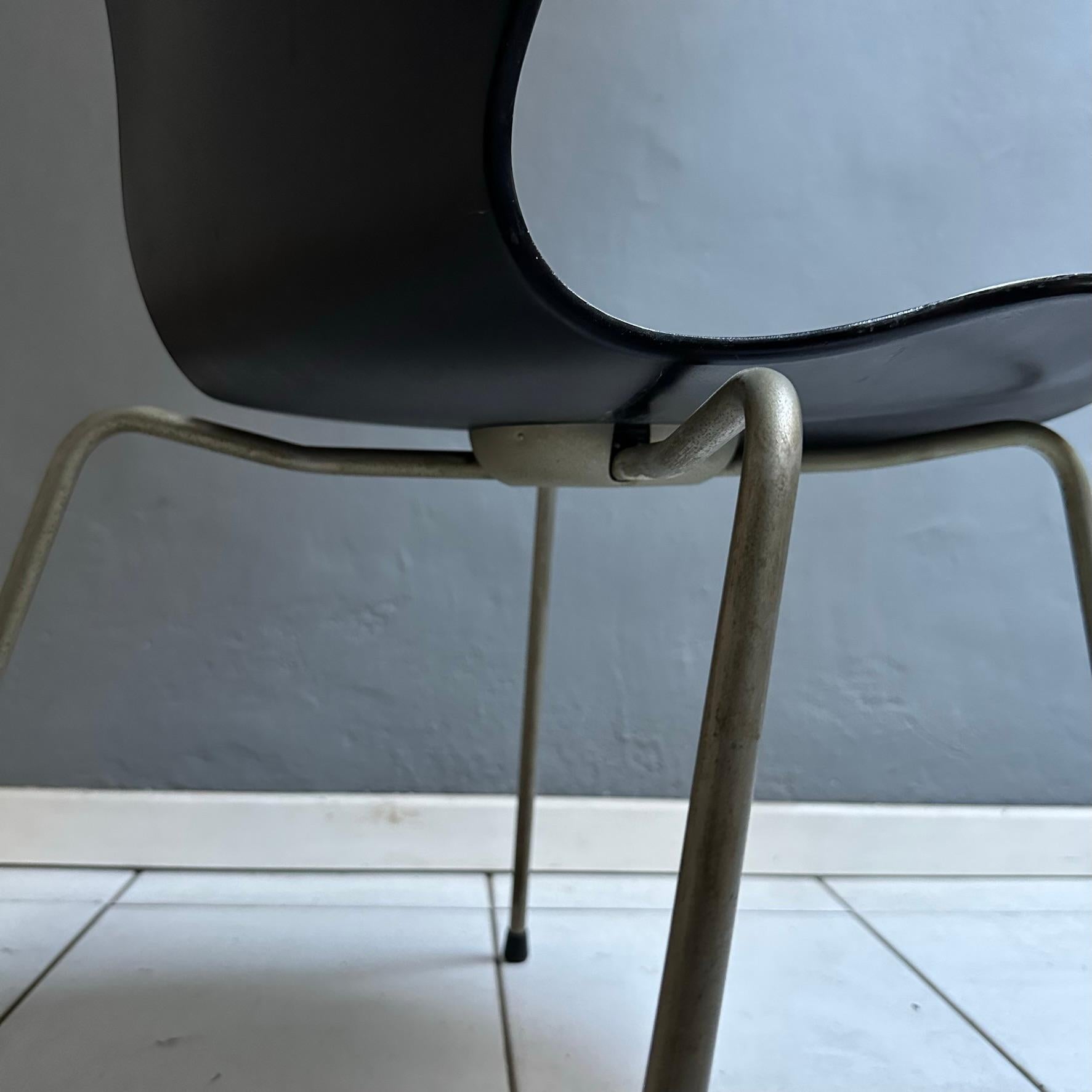 Pair of danish chairs mod. 3107 by Arne Jacobsen for Fritz Hansen, 1970 For Sale 4