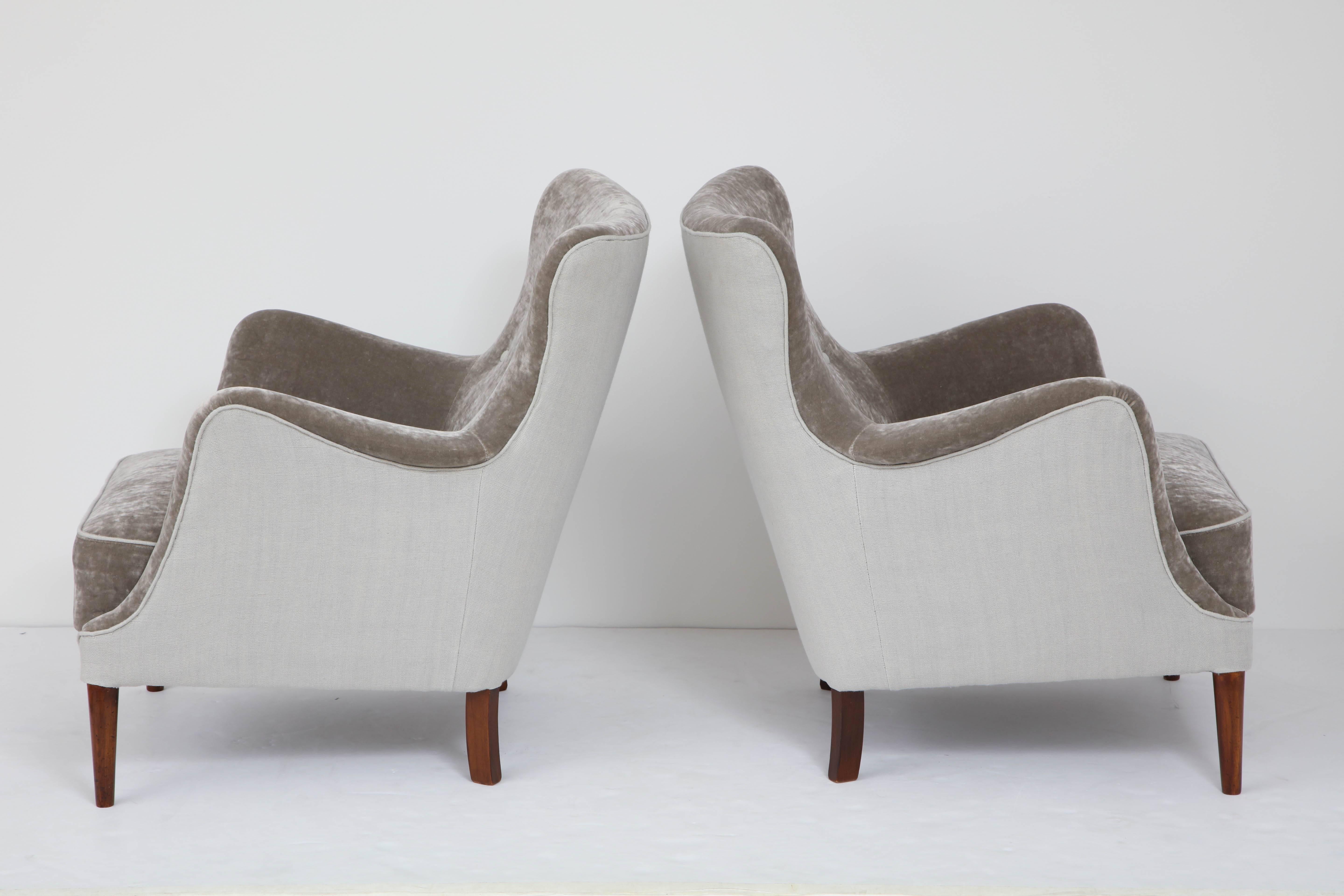 Pair of Danish Club Chairs, circa 1940s In Excellent Condition In New York, NY