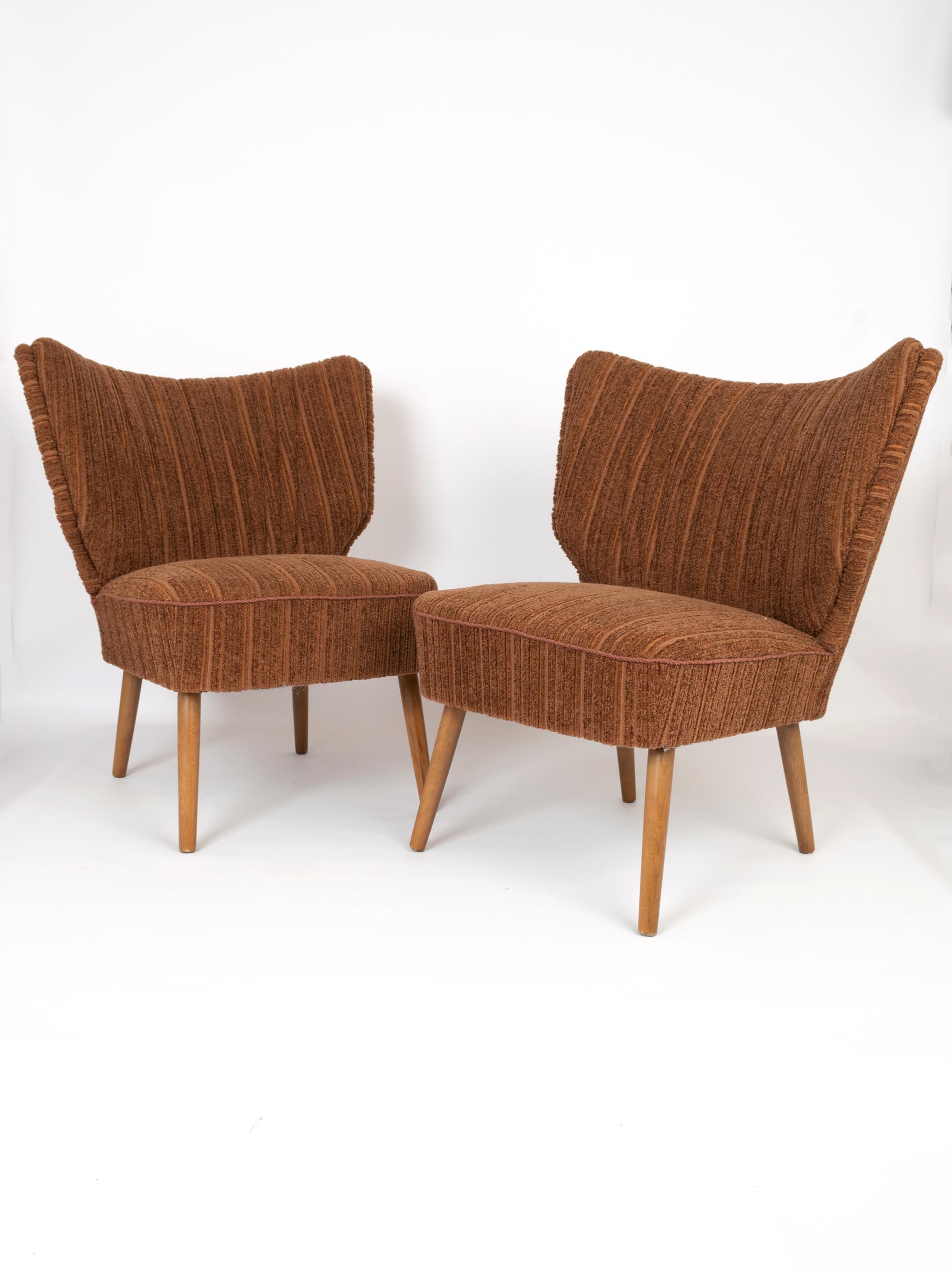 Mid-Century Modern Paire de chaises longues danoises de cocktail, vers 1950 en vente