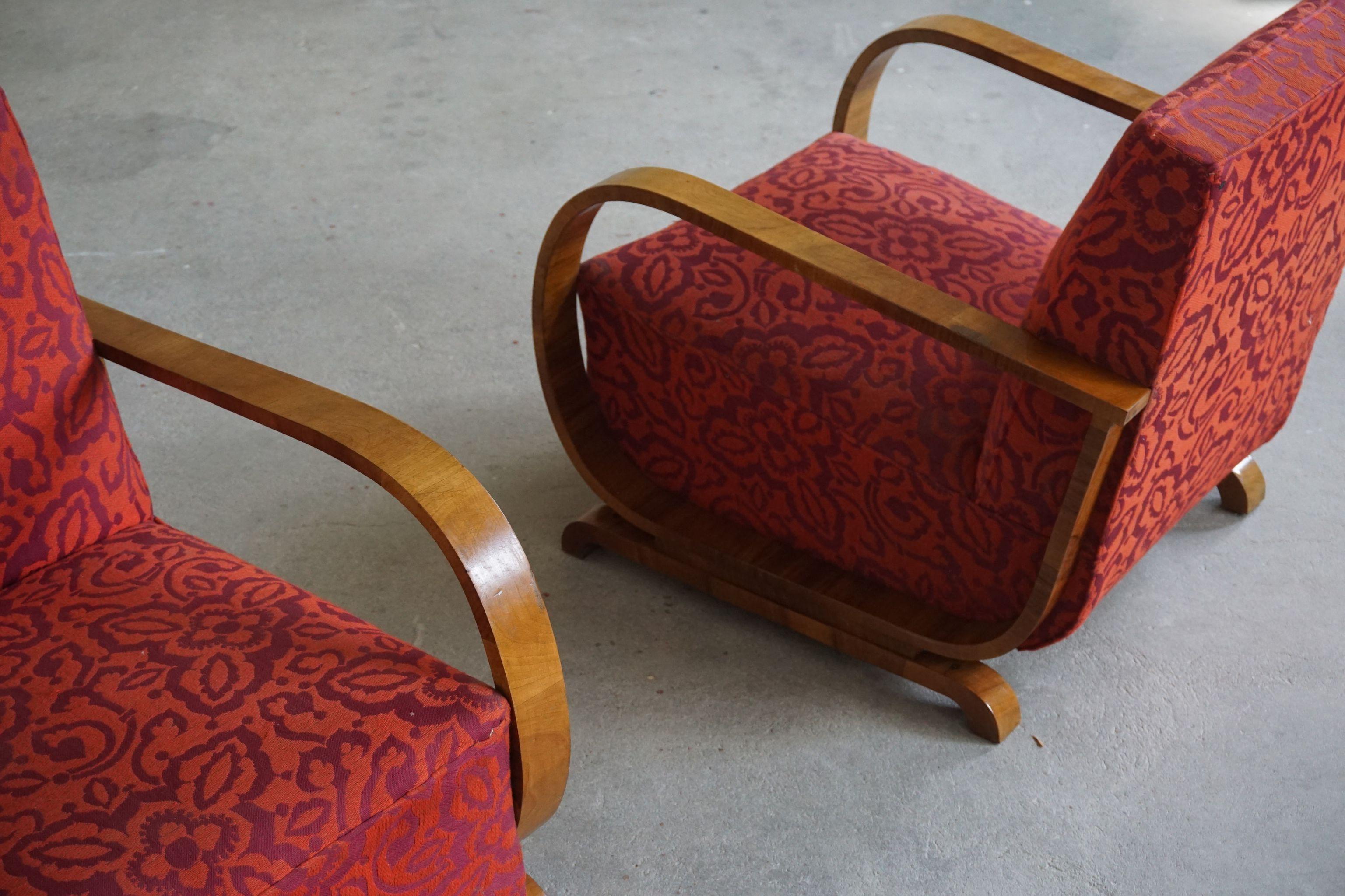 Pair of Danish Curved Art Deco Lounge Chairs, Armrest in Walnut, 1930s 3
