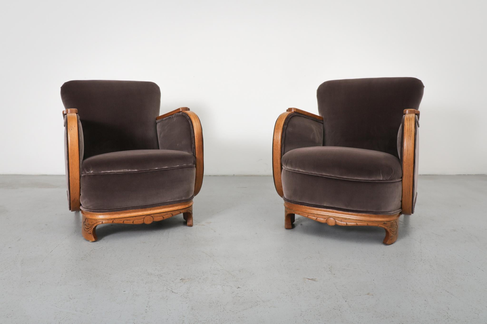 Paire de chaises longues en velours café de style déco danois en vente 2