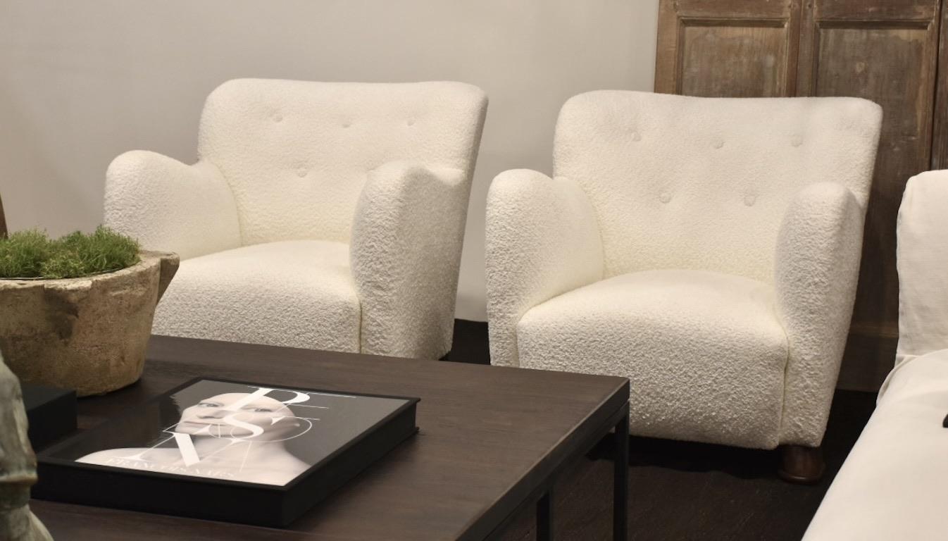 Mid-20th Century Pair of Danish Design Armchairs Upholstered Light Boucle. Sweden, 1940s For Sale