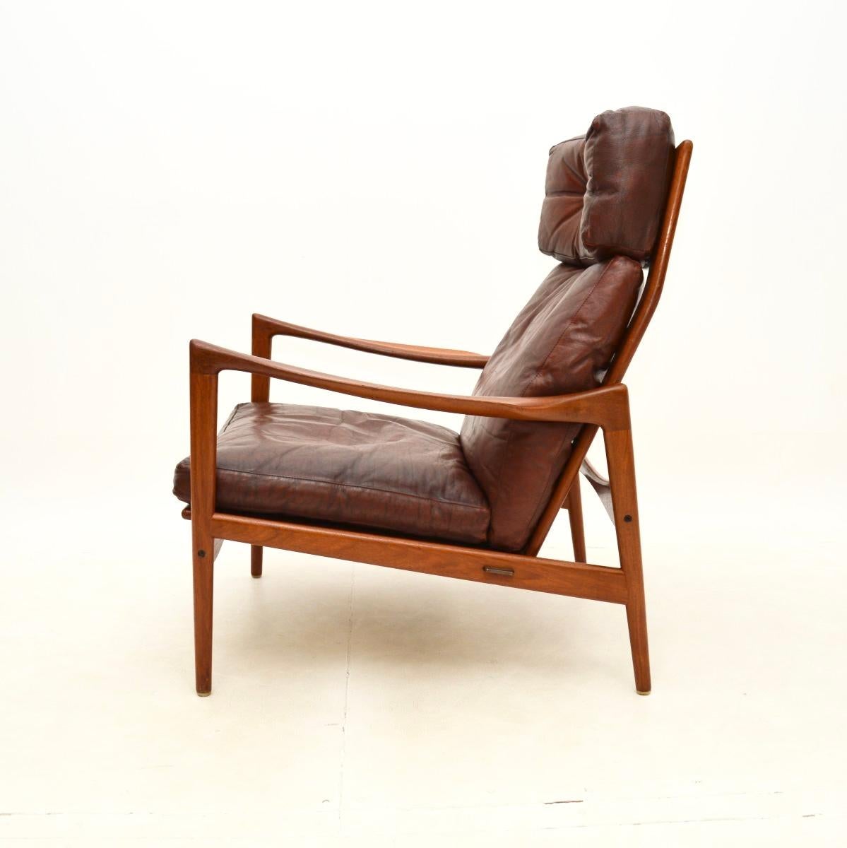 Pair of Danish Design Leather and Teak Armchairs by IB Kofod Larsen For Sale 1