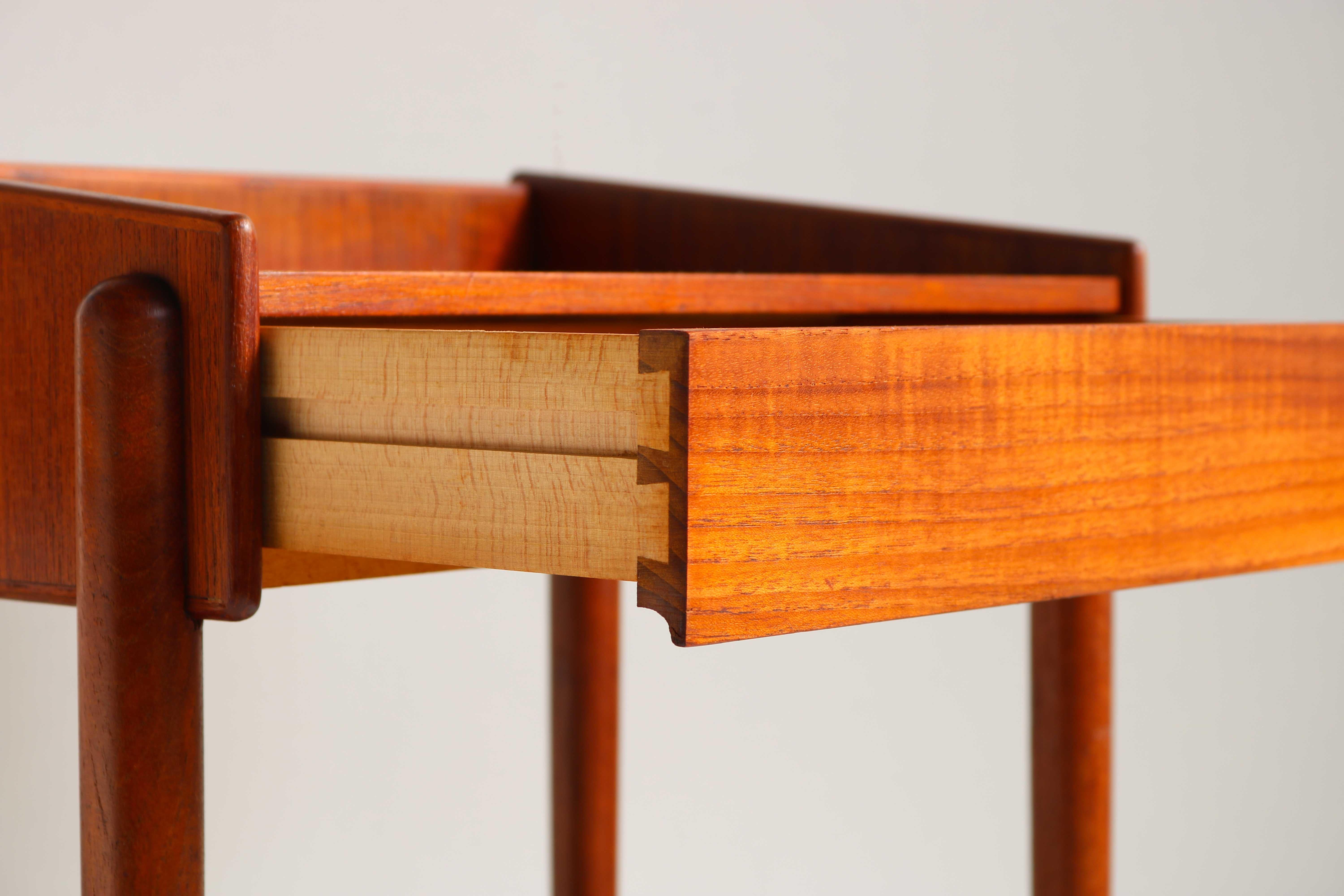 Mid-20th Century Pair of Danish Design Nightstands in Teak by Borge Mogensen for Soborg, 1950