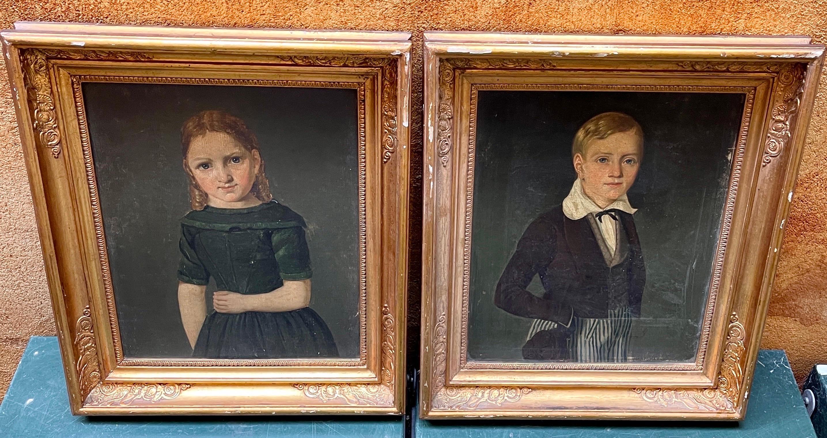 Paire de portraits d'enfants danois du début du 19e siècle Huile sur toile Bon état - En vente à Haddonfield, NJ