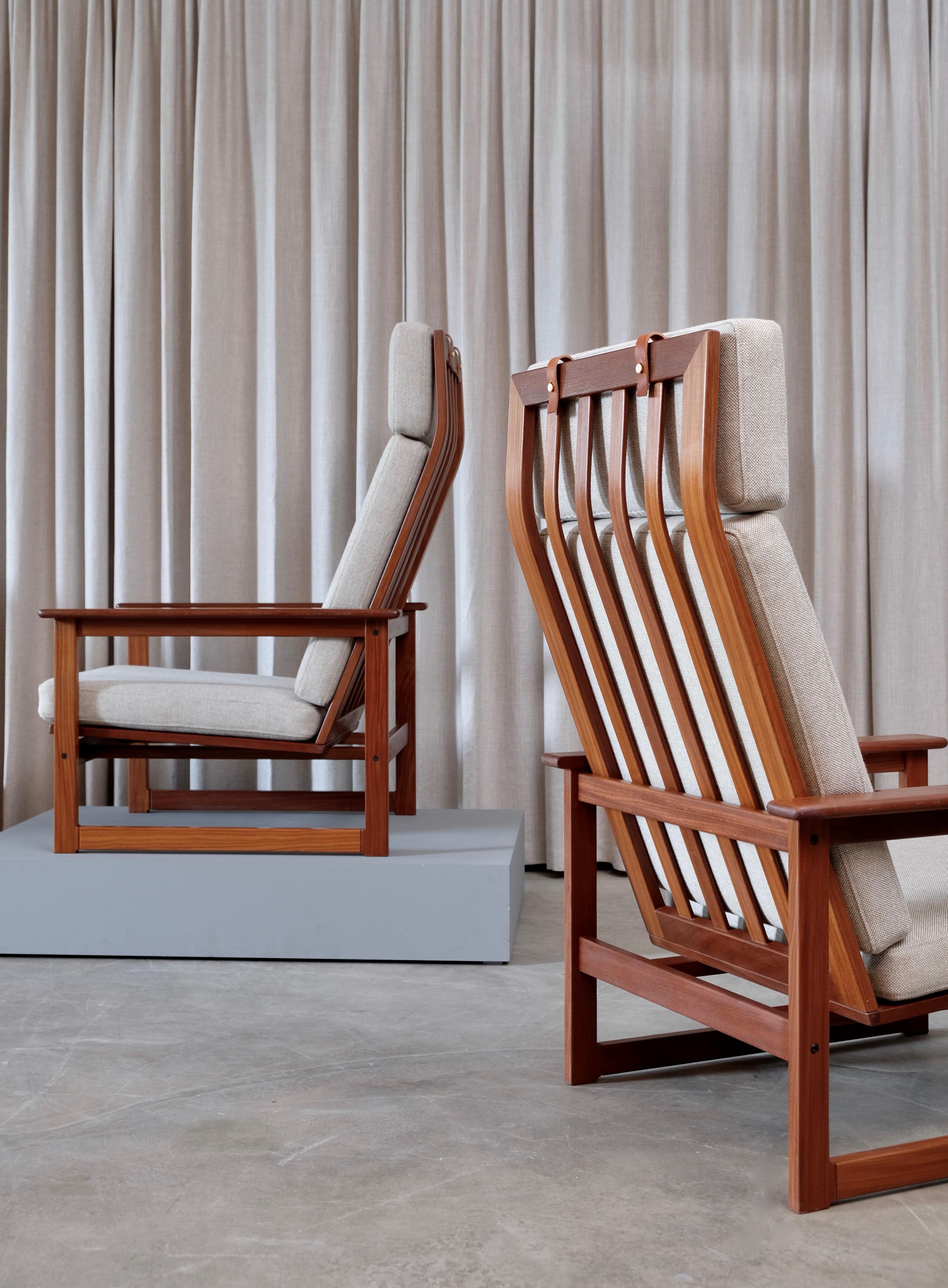Ausgezeichnetes Paar Easy Chairs von Erik Wørtz Modell 
