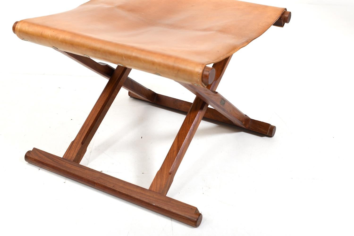 Pair of  Danish Folding Stools in Teak and Leather 1960s For Sale 3