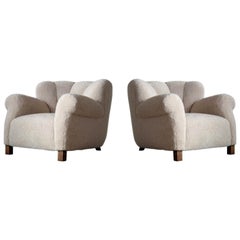 Pair of Danish Fritz Hansen Model 1518 Large Size Club Chairs in Lambswool 1940s
