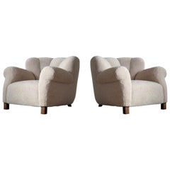 Pair of Danish Fritz Hansen Model 1518 Large Size Club Chairs in Lambswool 1940s