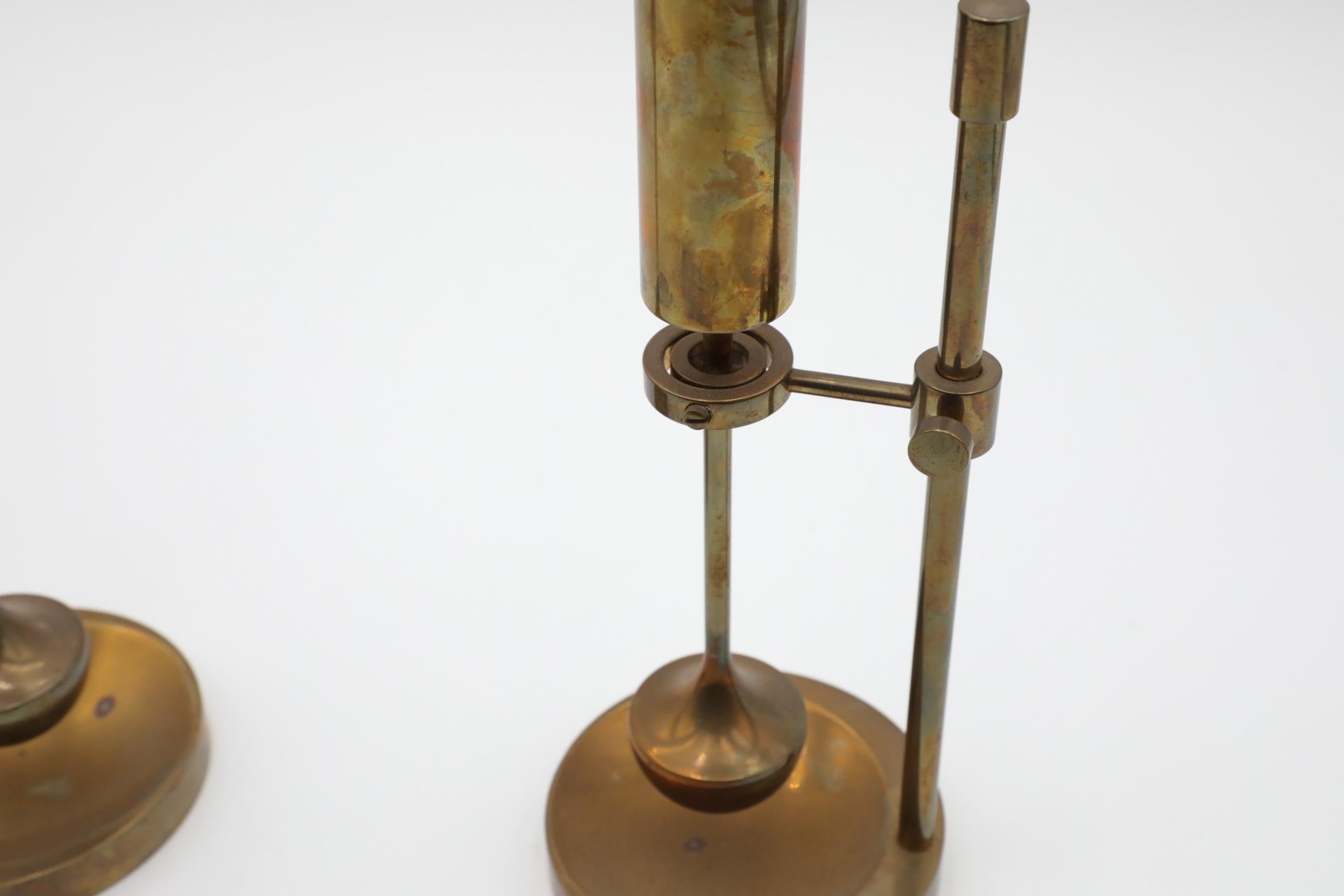 Paire de bougeoirs danois Gyroscopic « Copenhagen » en laiton par Ilse D. Ammonsen en vente 4