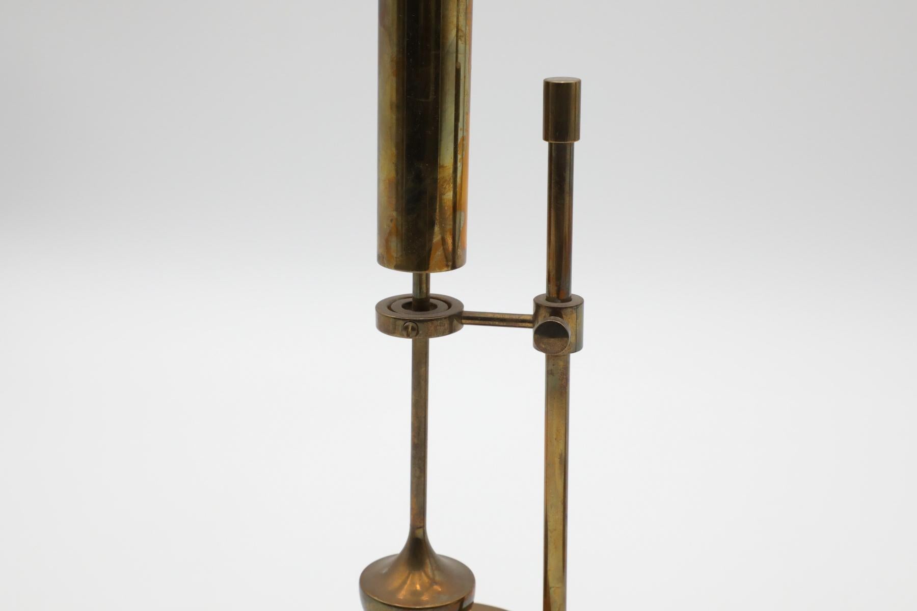 Paire de bougeoirs danois Gyroscopic « Copenhagen » en laiton par Ilse D. Ammonsen en vente 5