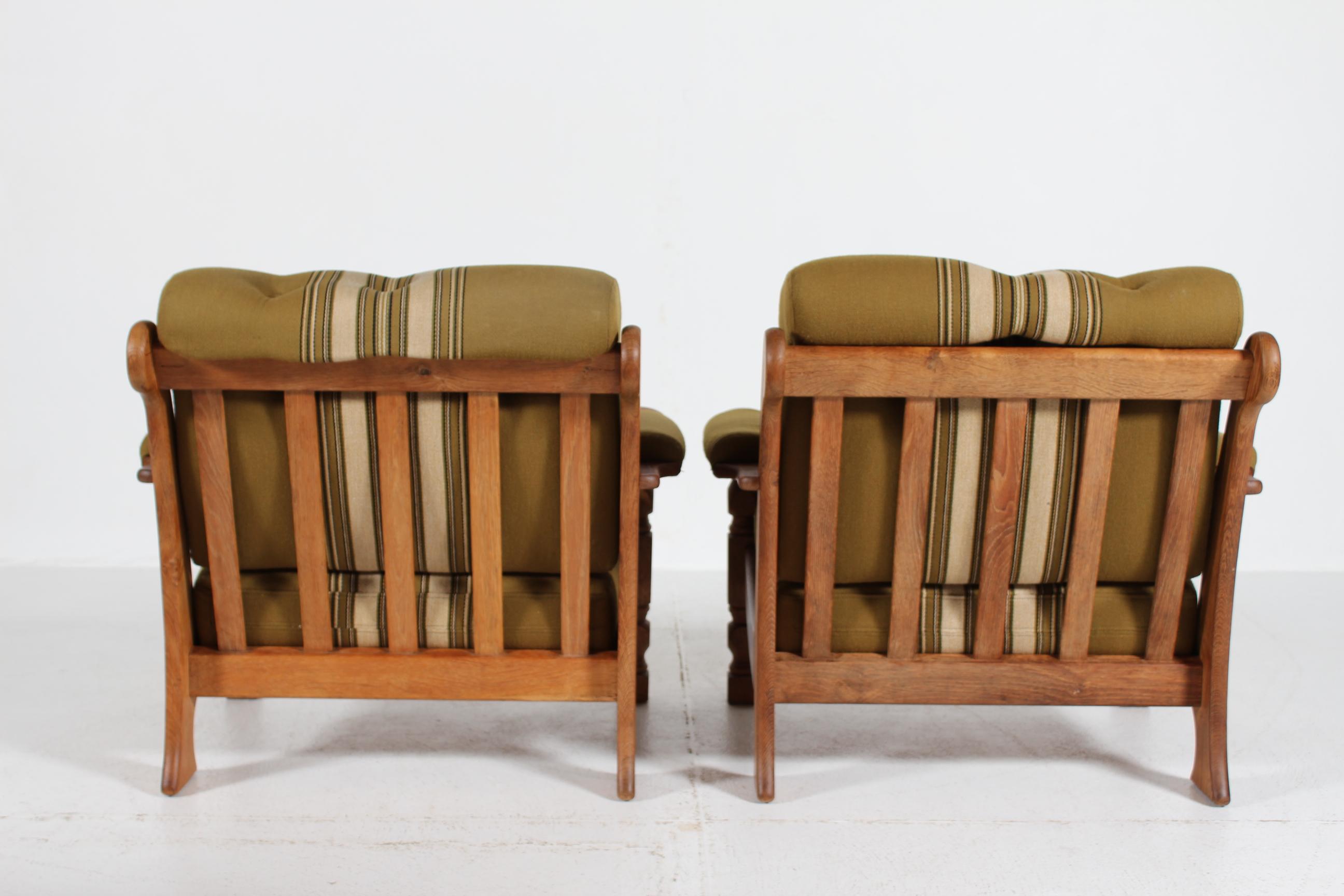 Turned Pair of Danish Henning Kjærnulf Lounge Chairs of Solid Oak + Original Wool 1970s For Sale