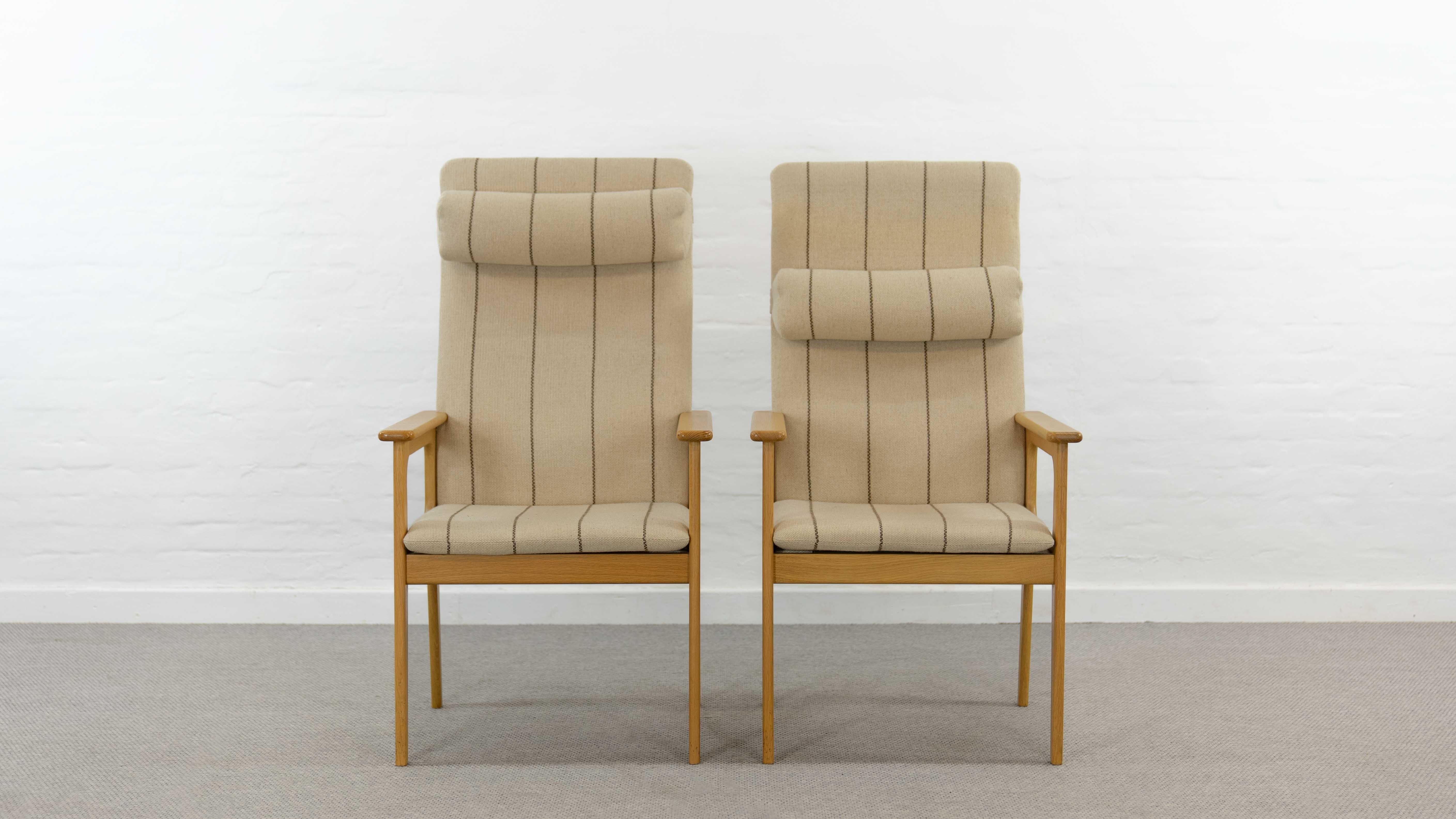 Scandinavian Modern Pair of danish Highback Chairs by Domus Danica in oakwood For Sale