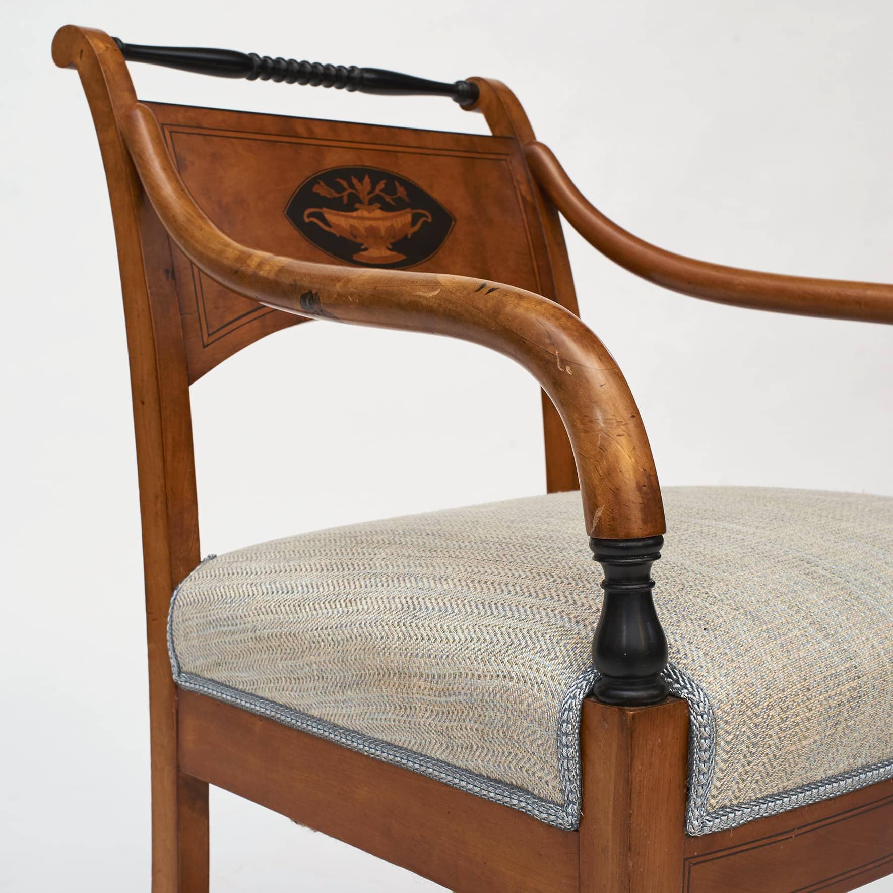 Paar dänische Sessel aus Birkenholz im späten Empire-Stil mit Intarsien, 1810-1820 im Angebot 1