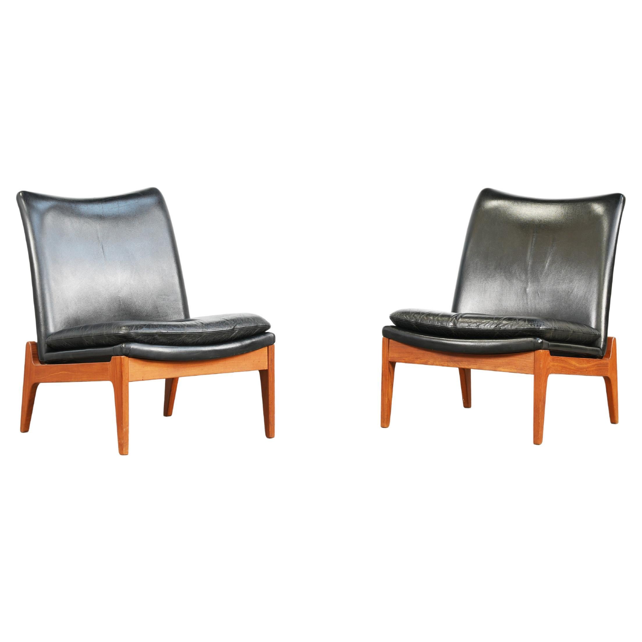 Pair of Danish Leather Lounge Chairs by Finn Juhl for France & Søn, Mod. FD112
