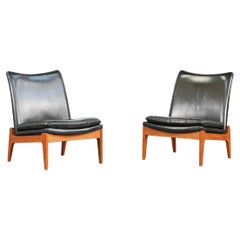 Pair of Danish Leather Lounge Chairs by Finn Juhl for France & Søn, Mod. FD112