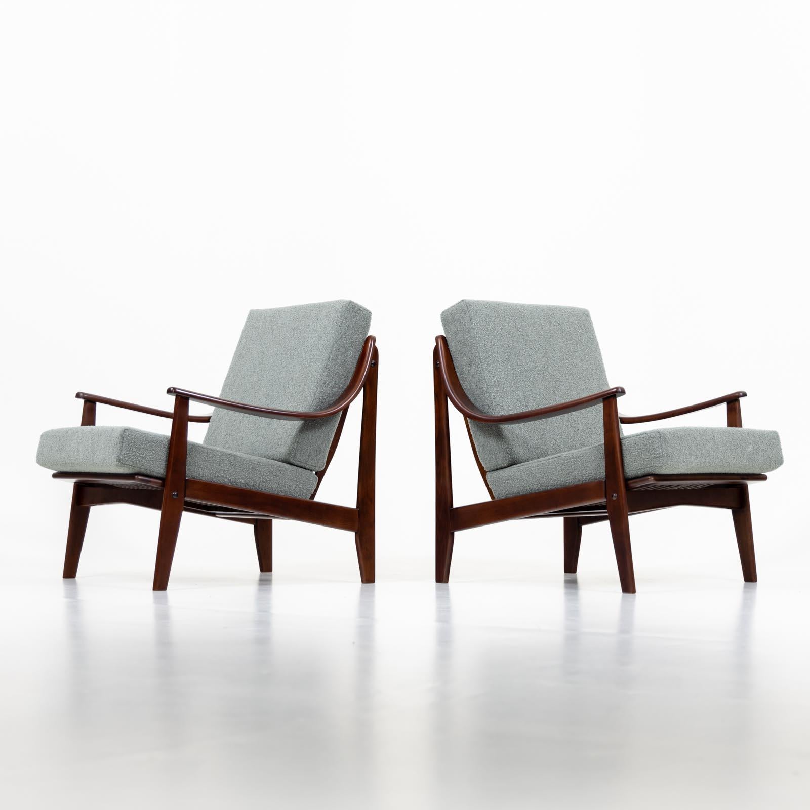 Mid-20th Century Pair of Danish Lounge Chairs, 1960s For Sale