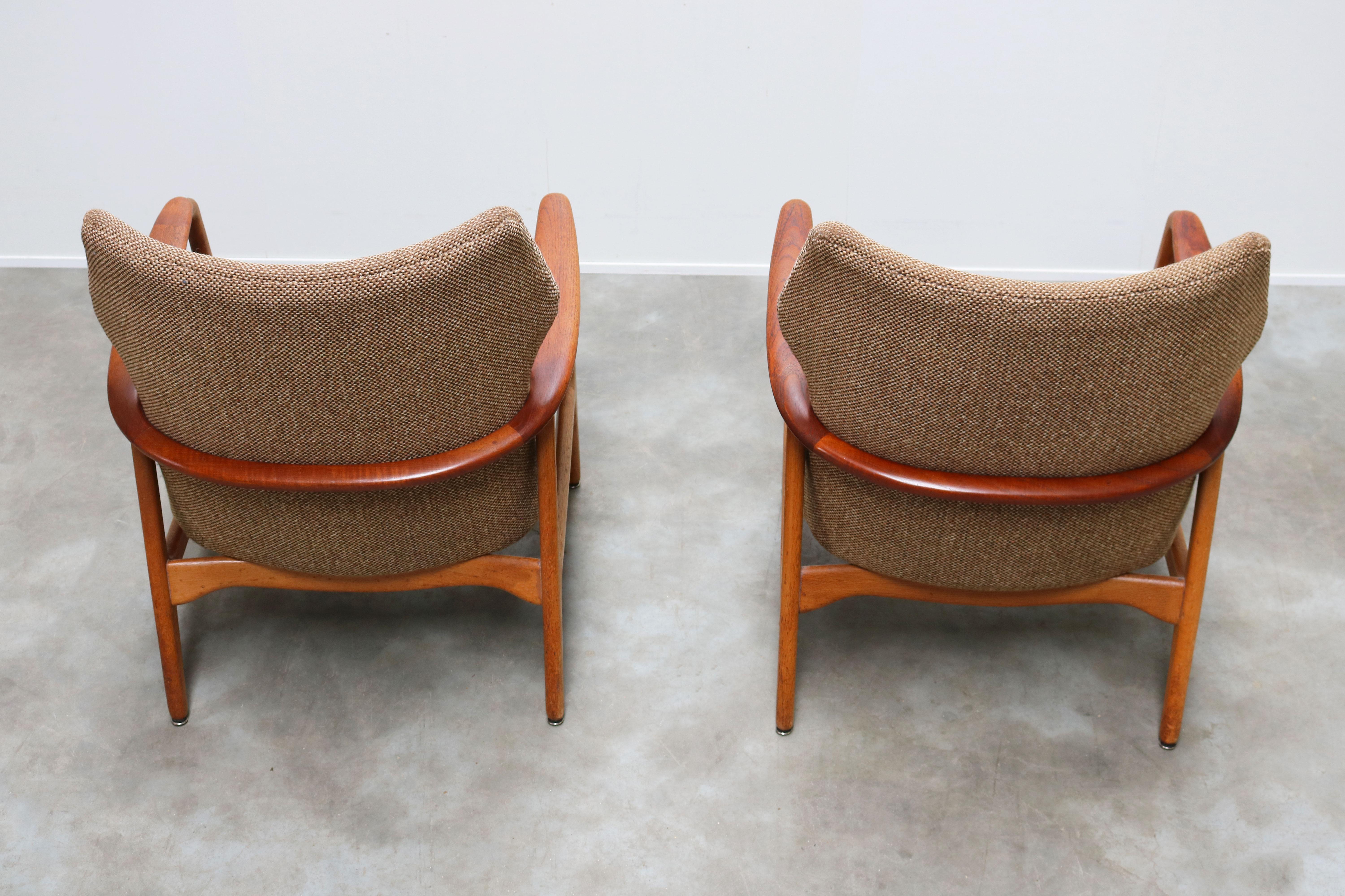Pair of Danish Lounge Chairs by Aksel Bender Madsen 1952 Bovenkamp Teak Brown In Good Condition In Ijzendijke, NL
