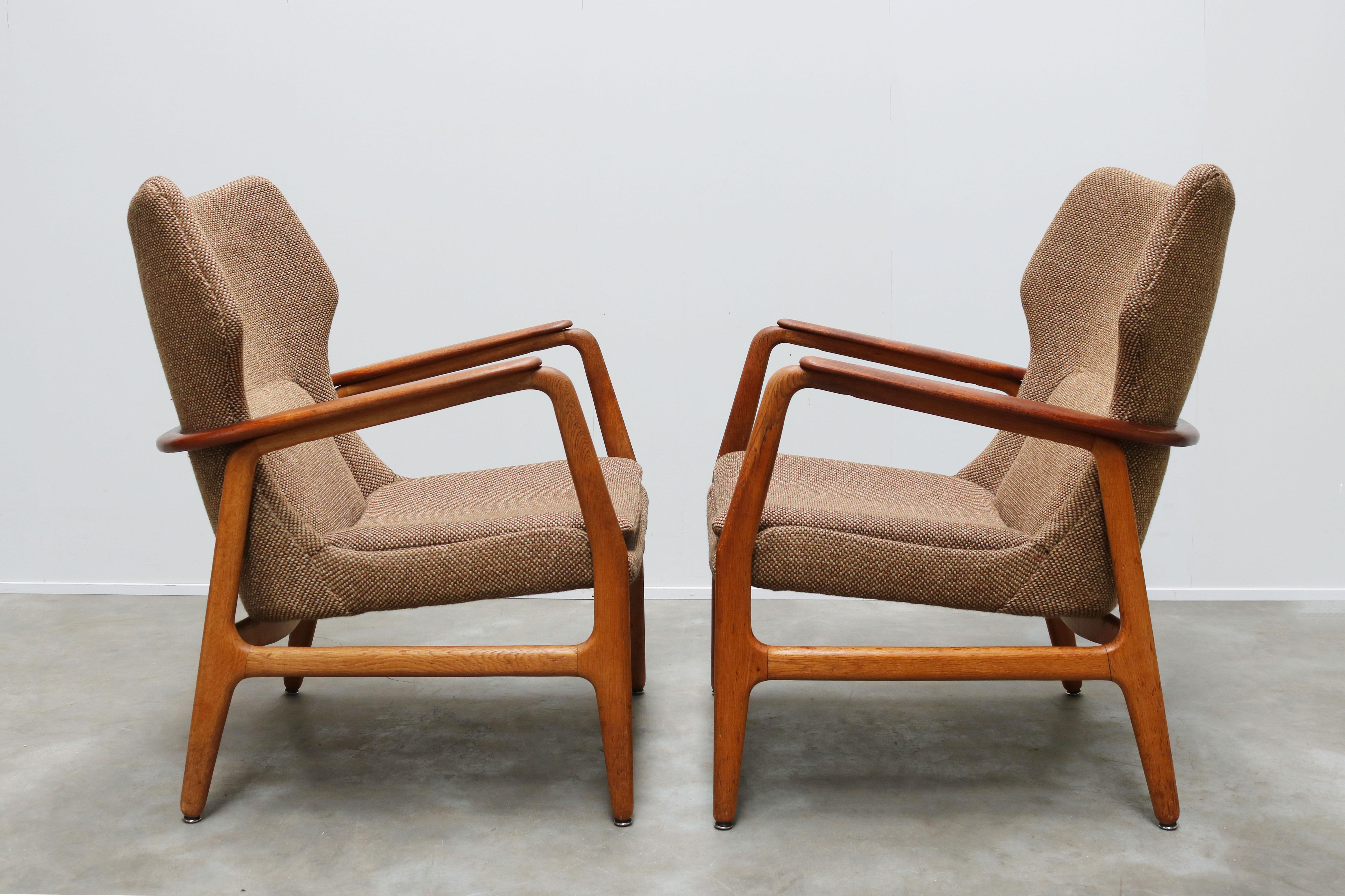 Mid-20th Century Pair of Danish Lounge Chairs by Aksel Bender Madsen 1952 Bovenkamp Teak Brown