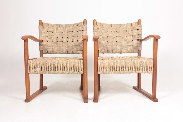 Seagrass Pair of Danish Lounge Chairs by Fritz Hansen, 1940s