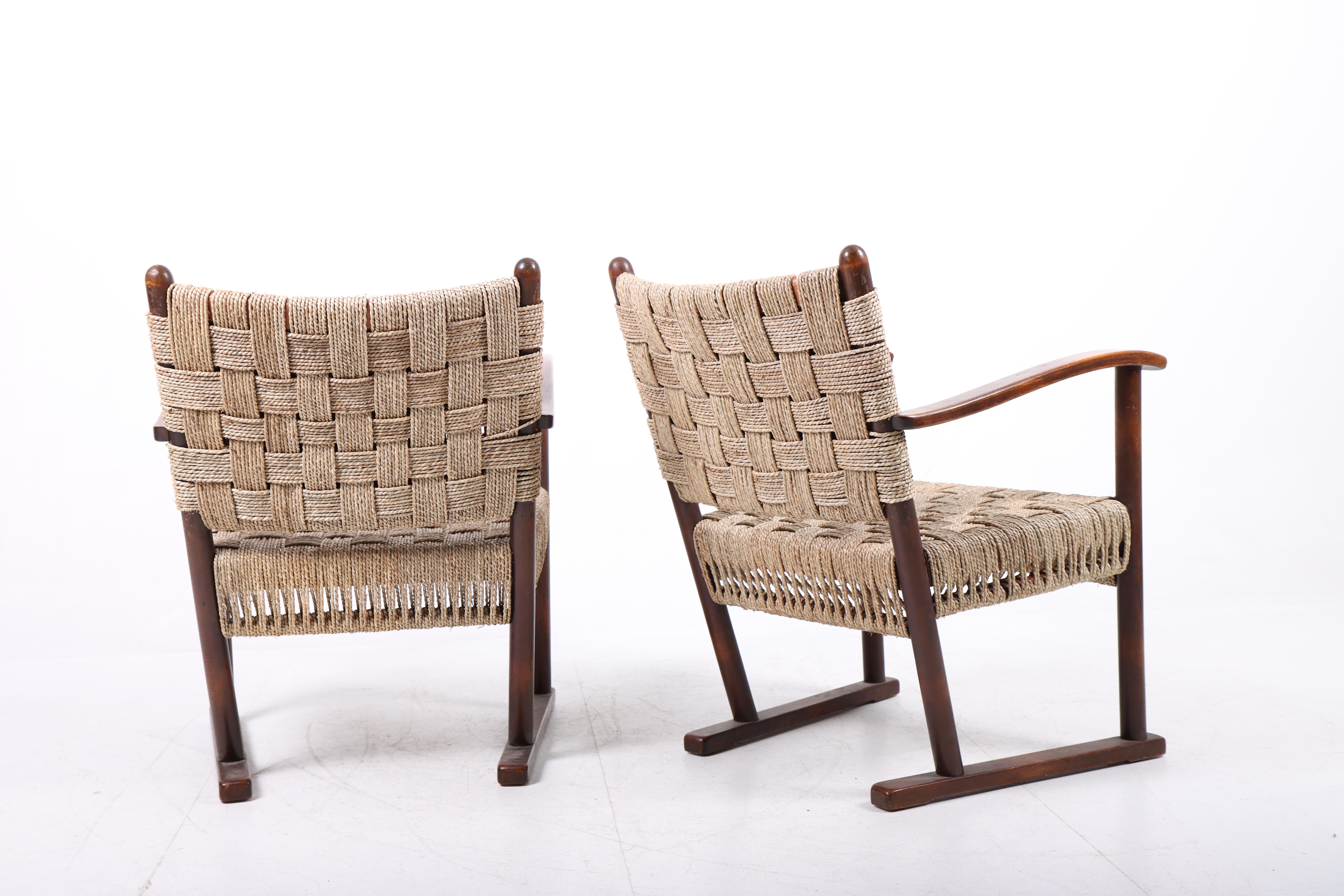 Pair of Danish Lounge Chairs by Fritz Hansen, 1940s 1