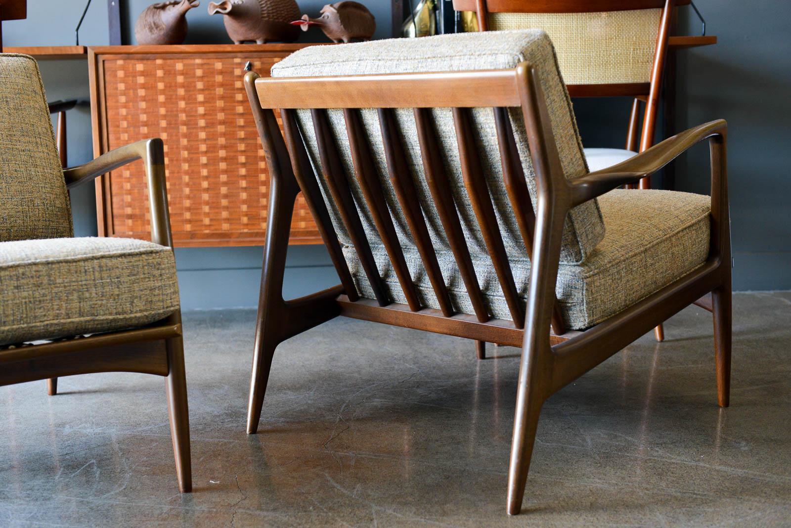 Pair of Danish Lounge Chairs by I. B. Kofod-Larsen for Selig, circa 1965 In Good Condition In Costa Mesa, CA