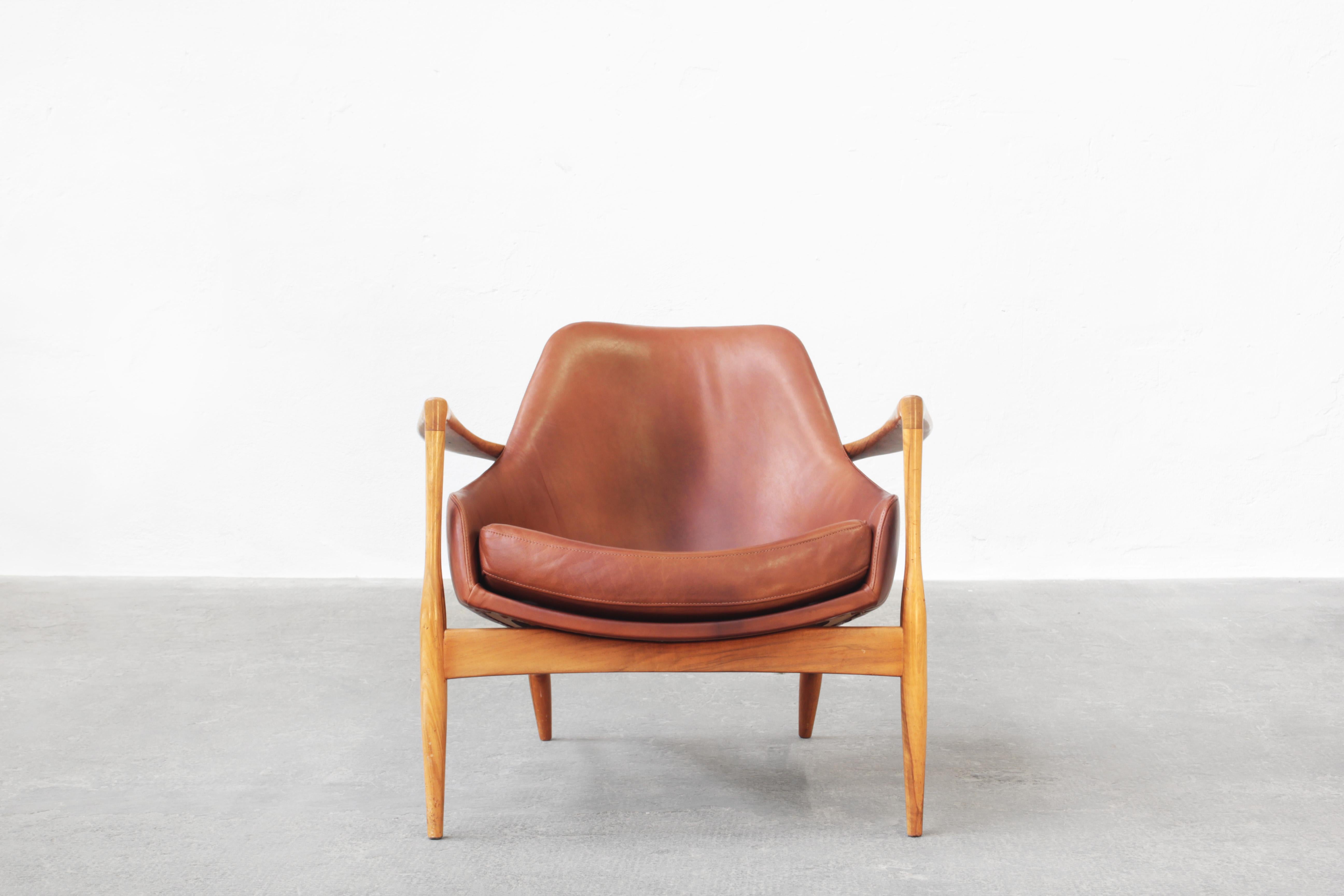 Pair of Danish Lounge Chairs by Ib Kofod Larsen, Denmark, 1960ies In Good Condition For Sale In Berlin, DE