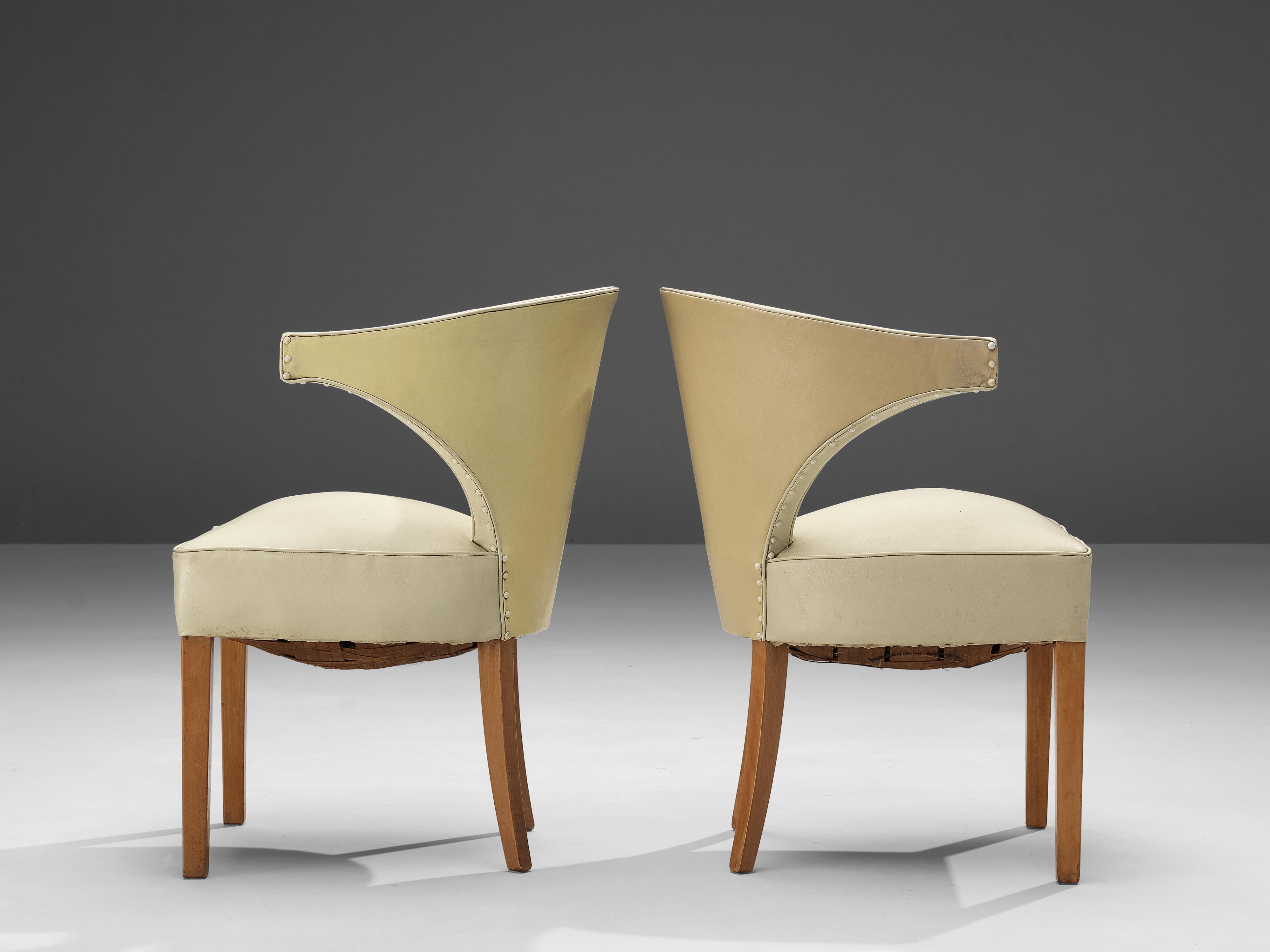 Pair of Danish Lounge Chairs in Cream Leatherette For Sale 2
