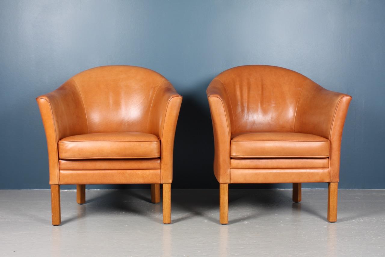 Pair of Danish Lounge Chairs in Patinated Leather Designed by Lars Kalmar In Good Condition In Lejre, DK