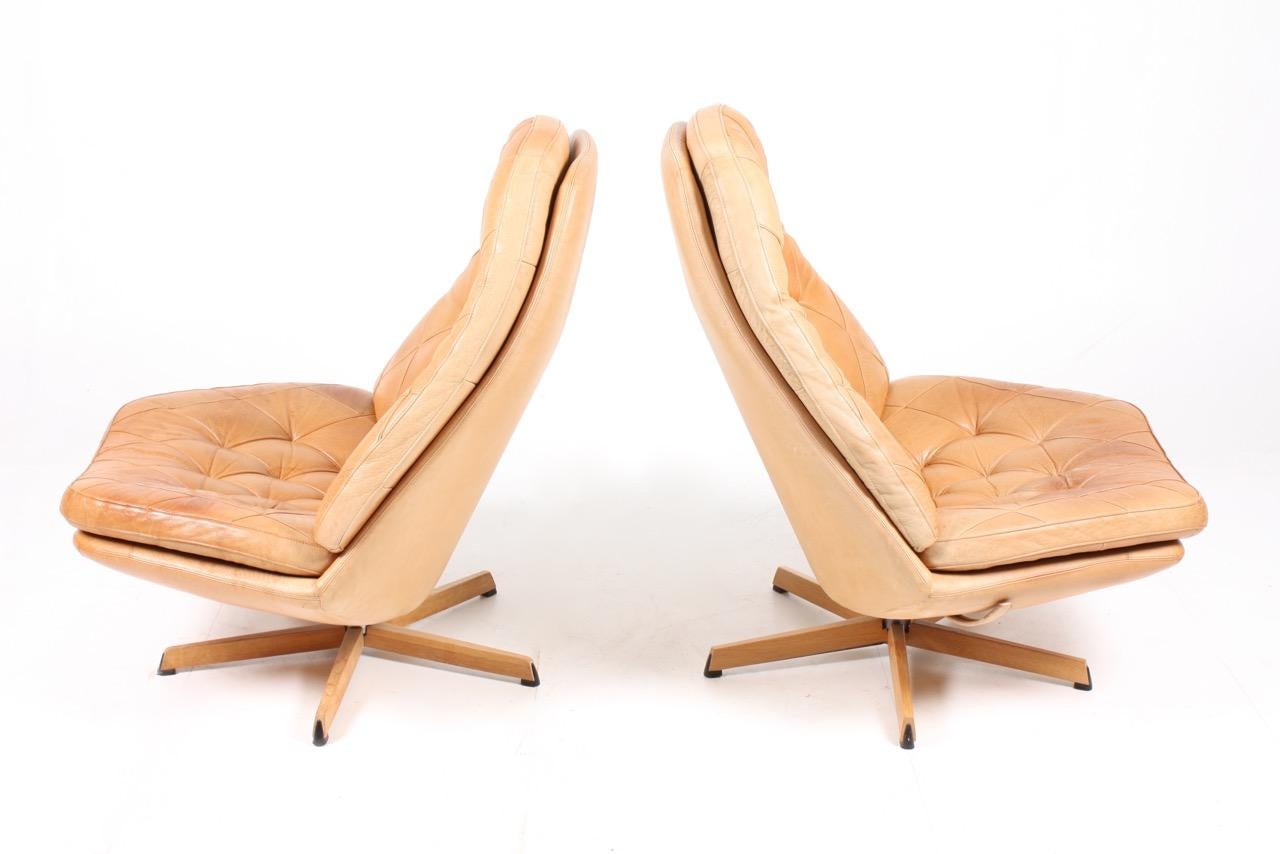 Late 20th Century Pair of Danish Lounge Chairs in Patinated Leather