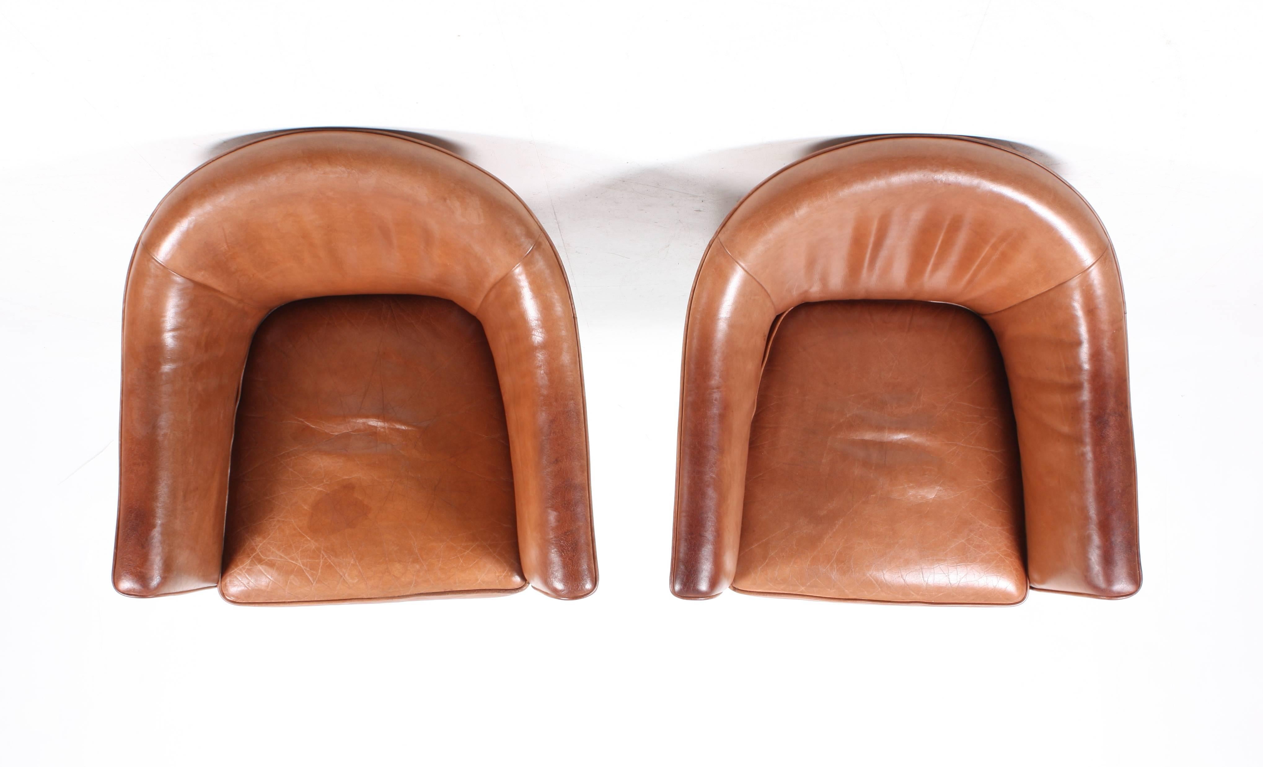 Pair of Danish Lounge Chairs in Patinated Leather 4