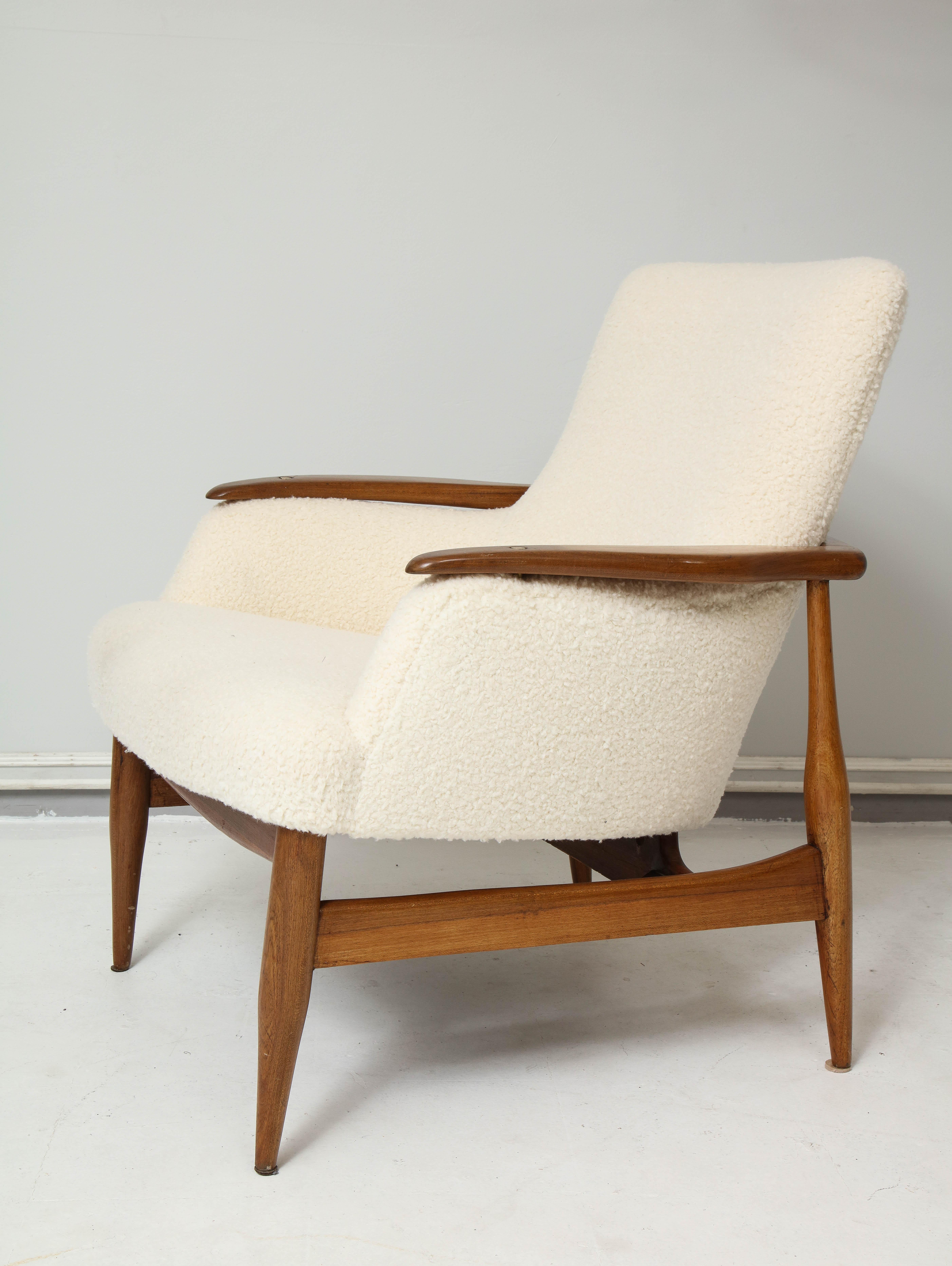 20th Century Pair of Danish Lounge Chairs